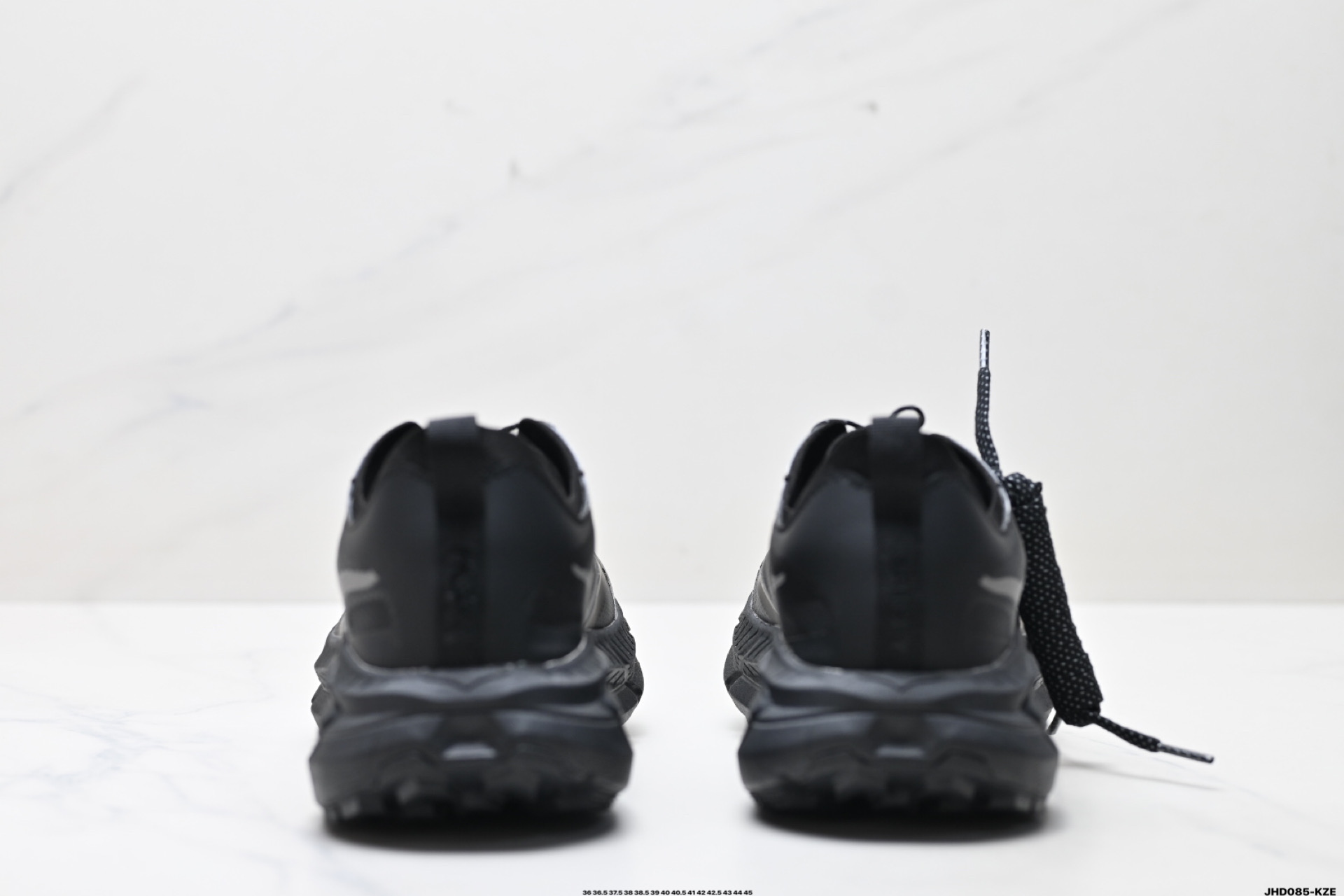 200 Satisfy x HOKA M MAFATE SPEED 4全新配色 这个品牌来自于新西兰的毛利语 1168450