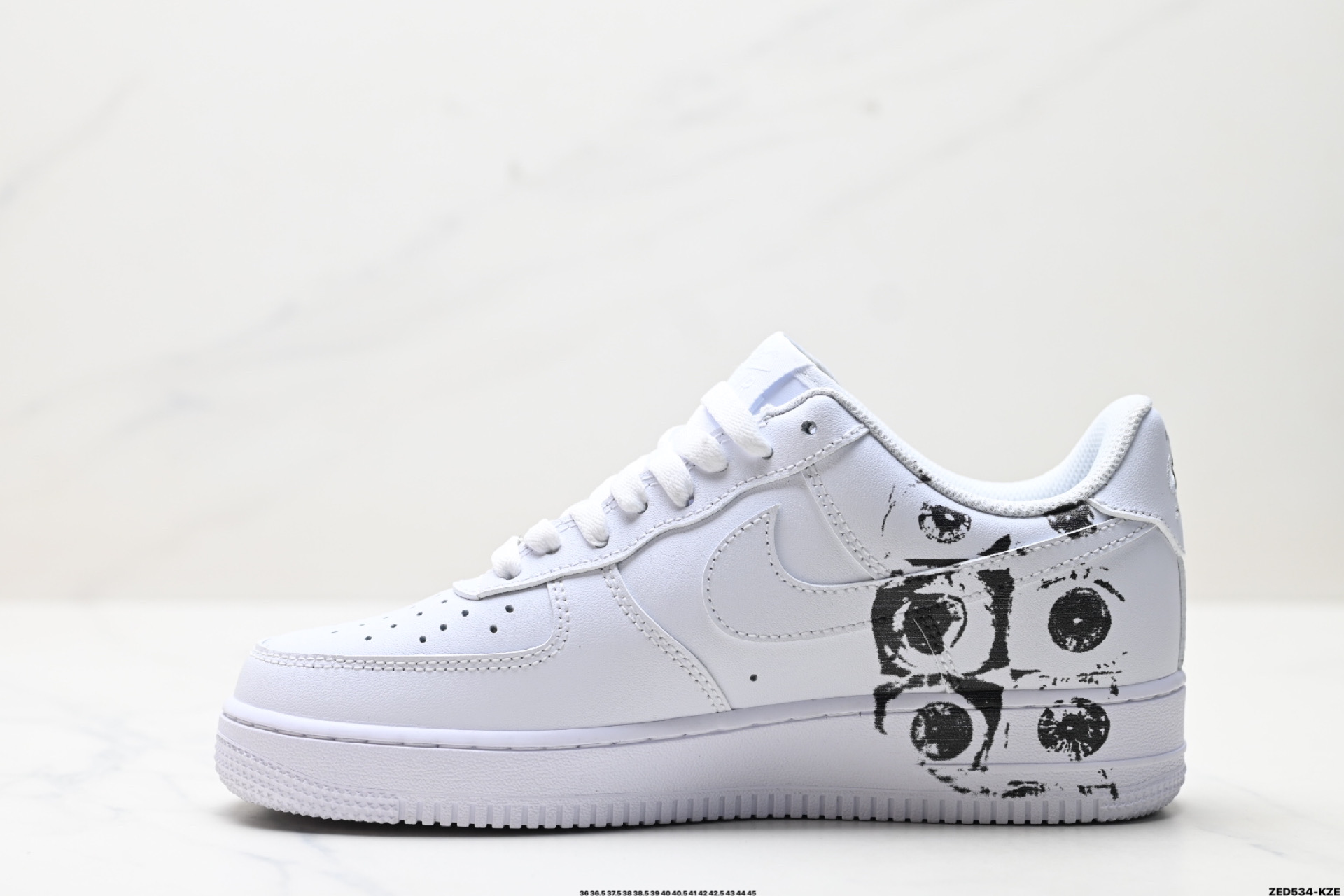 270 NIKE AIR FORCE 1‘07 LV8 923044-100
