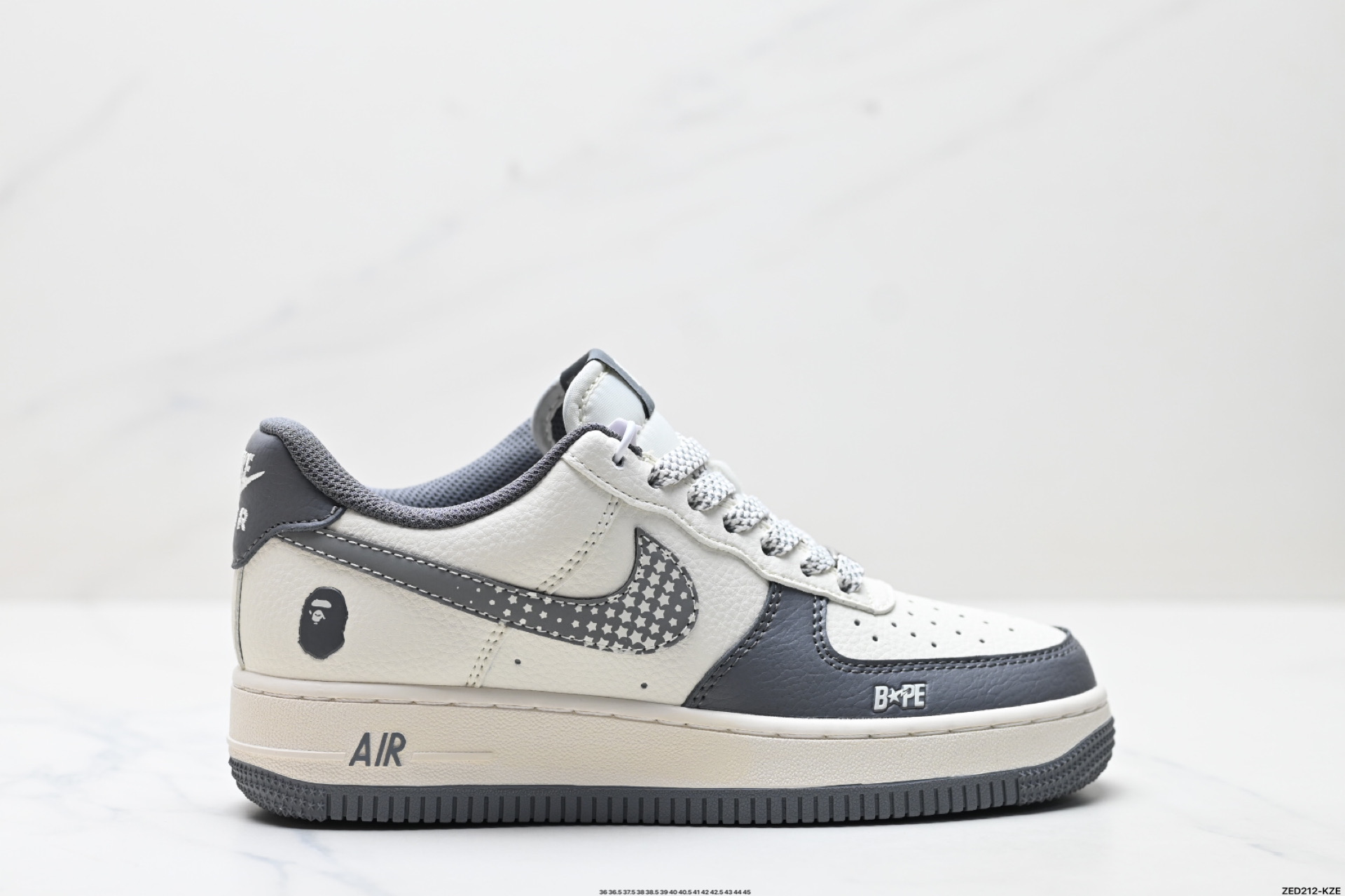 270 NIKE AIR FORCE 1‘07 LV8 XS1958-570