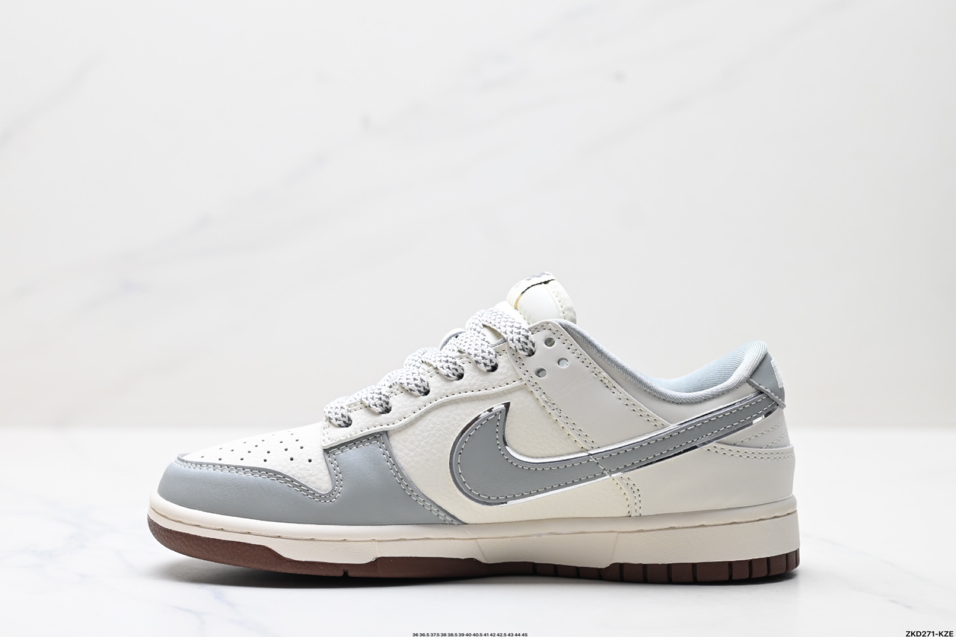 280 NK Dunk Low Retro “DIY高端定制” 低帮休闲运动板鞋 JJ2508-558