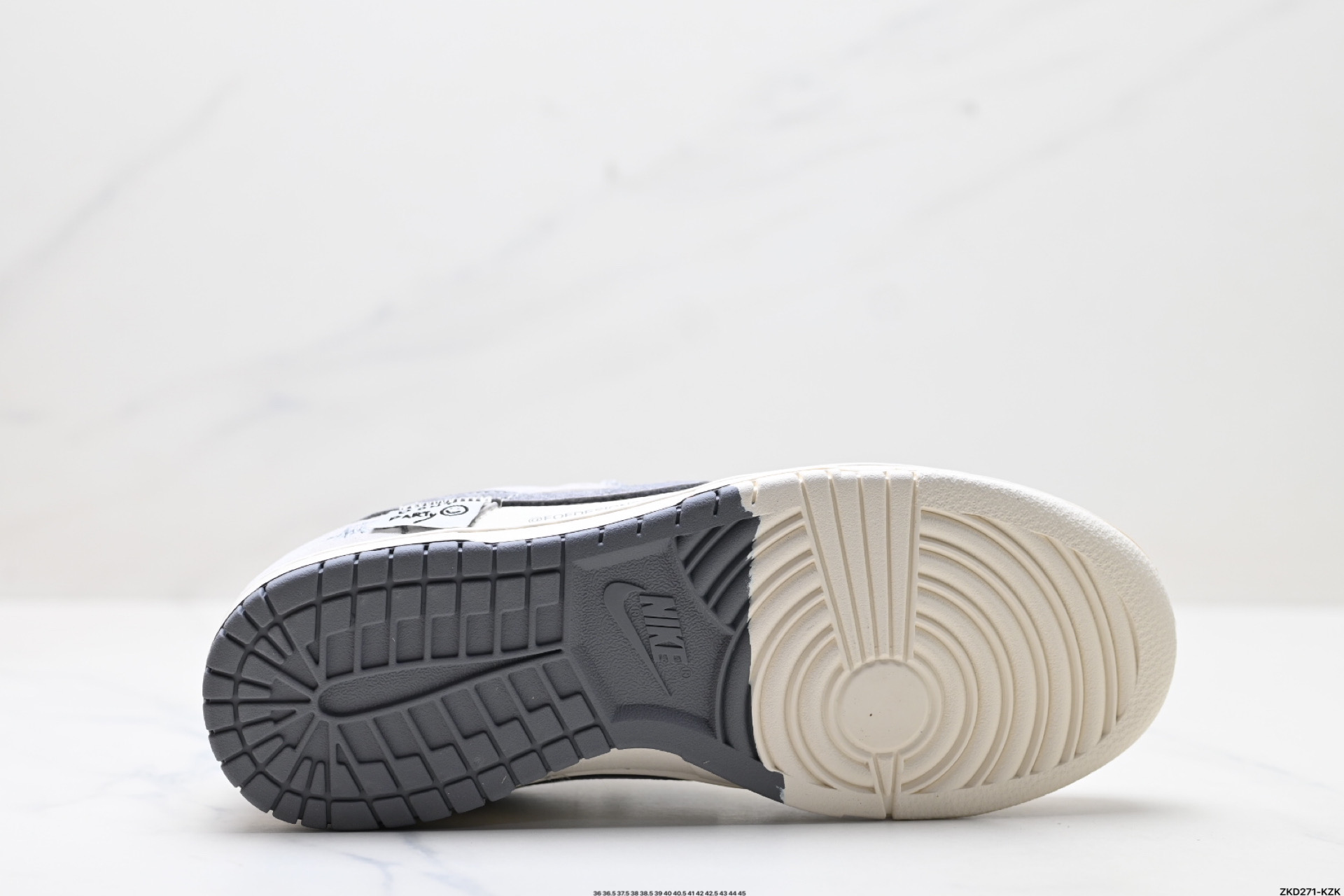 NK Dunk Low Retro “DIY高端定制” 低帮休闲运动板鞋 YX5066-296
