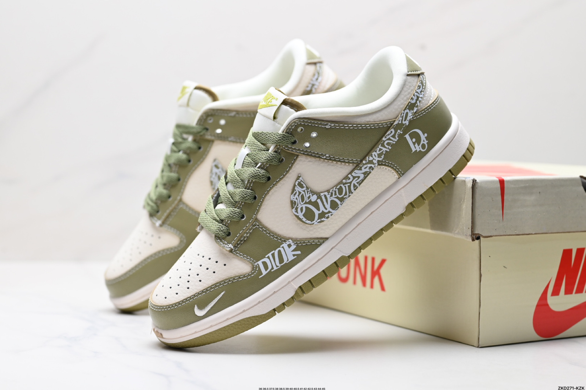 NK Dunk Low Retro “DIY高端定制” 低帮休闲运动板鞋 KK1333-044