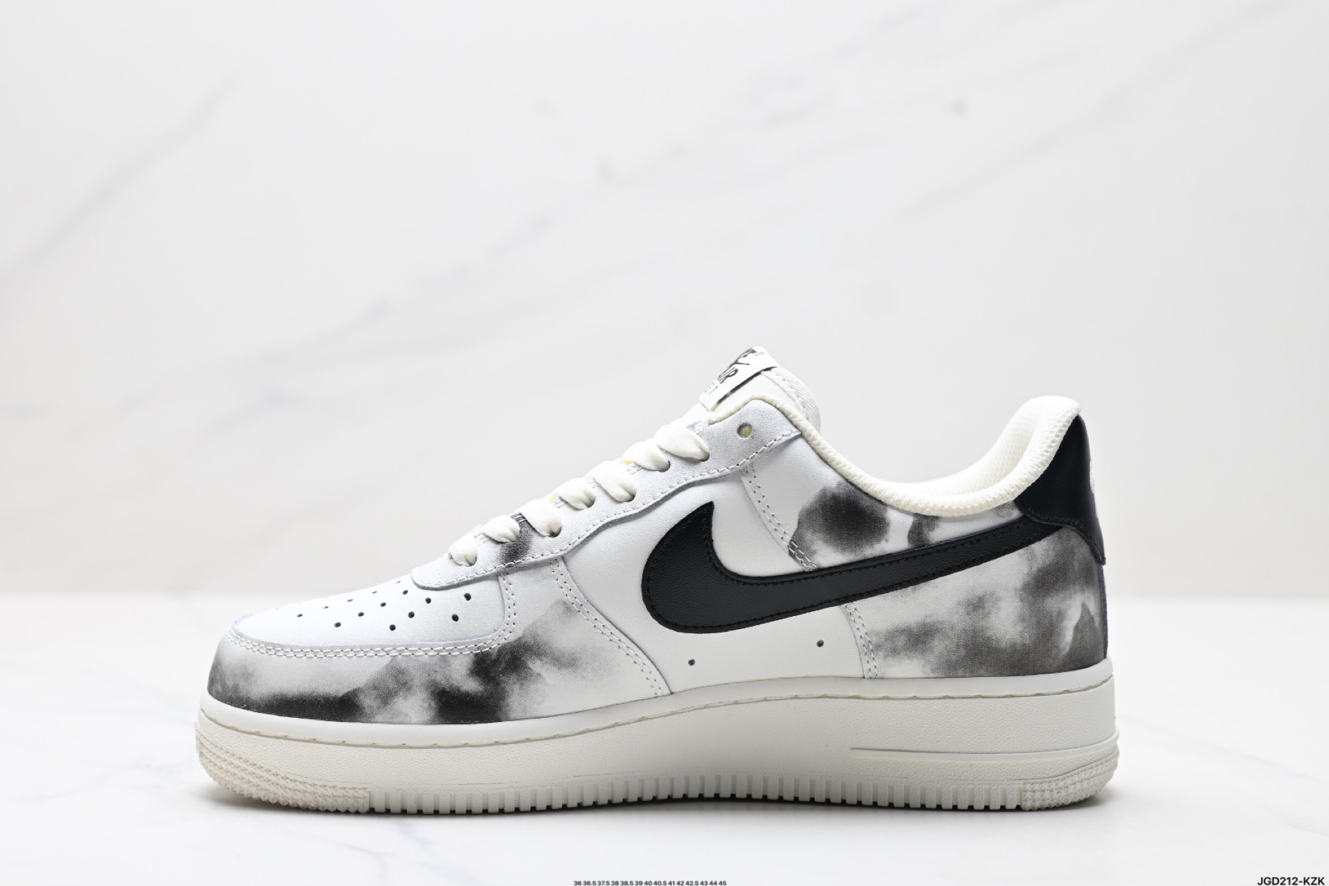 NIKE AIR FORCE 1‘07 BL1522-088