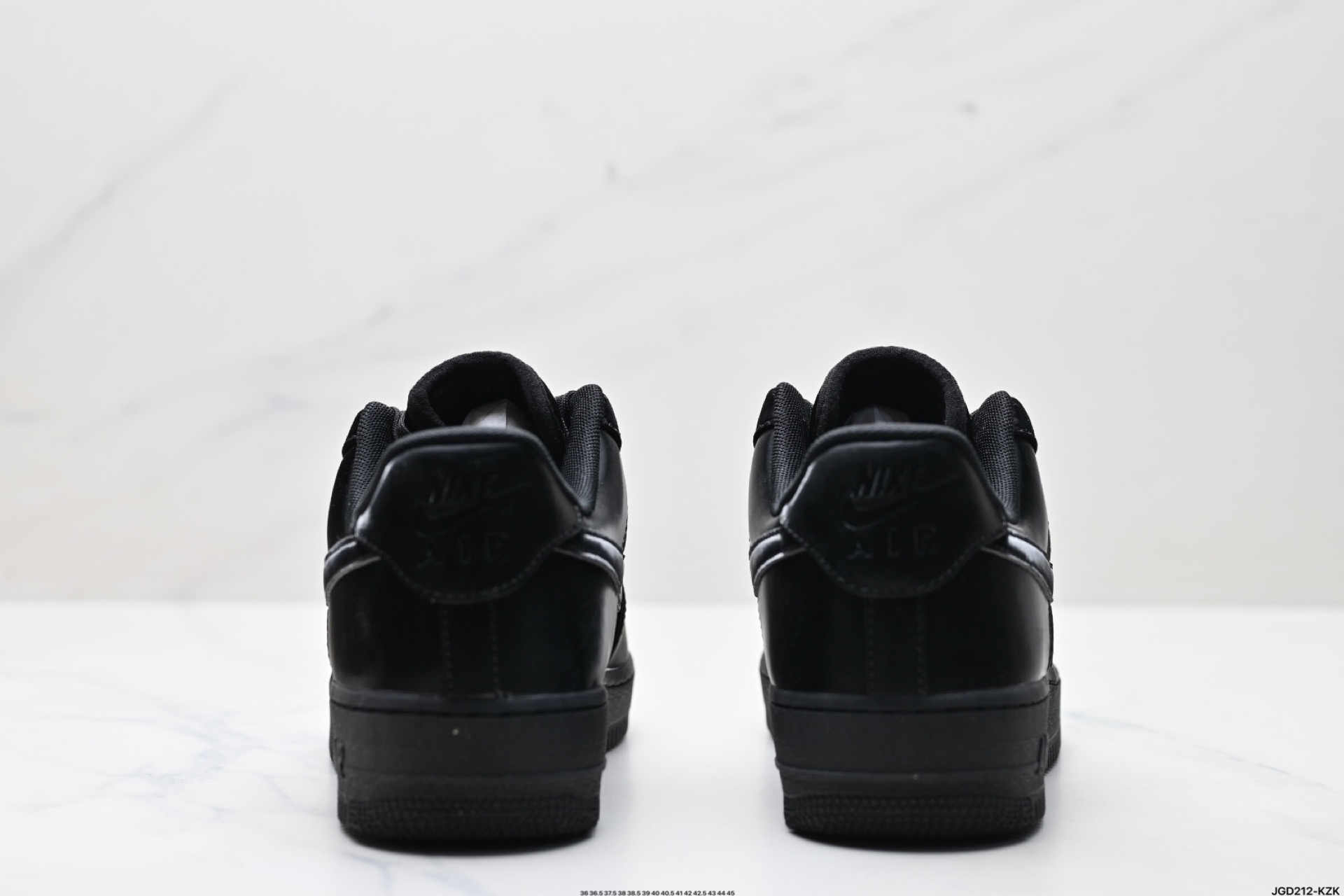 NIKE AIR FORCE 1‘07 HF9109-001