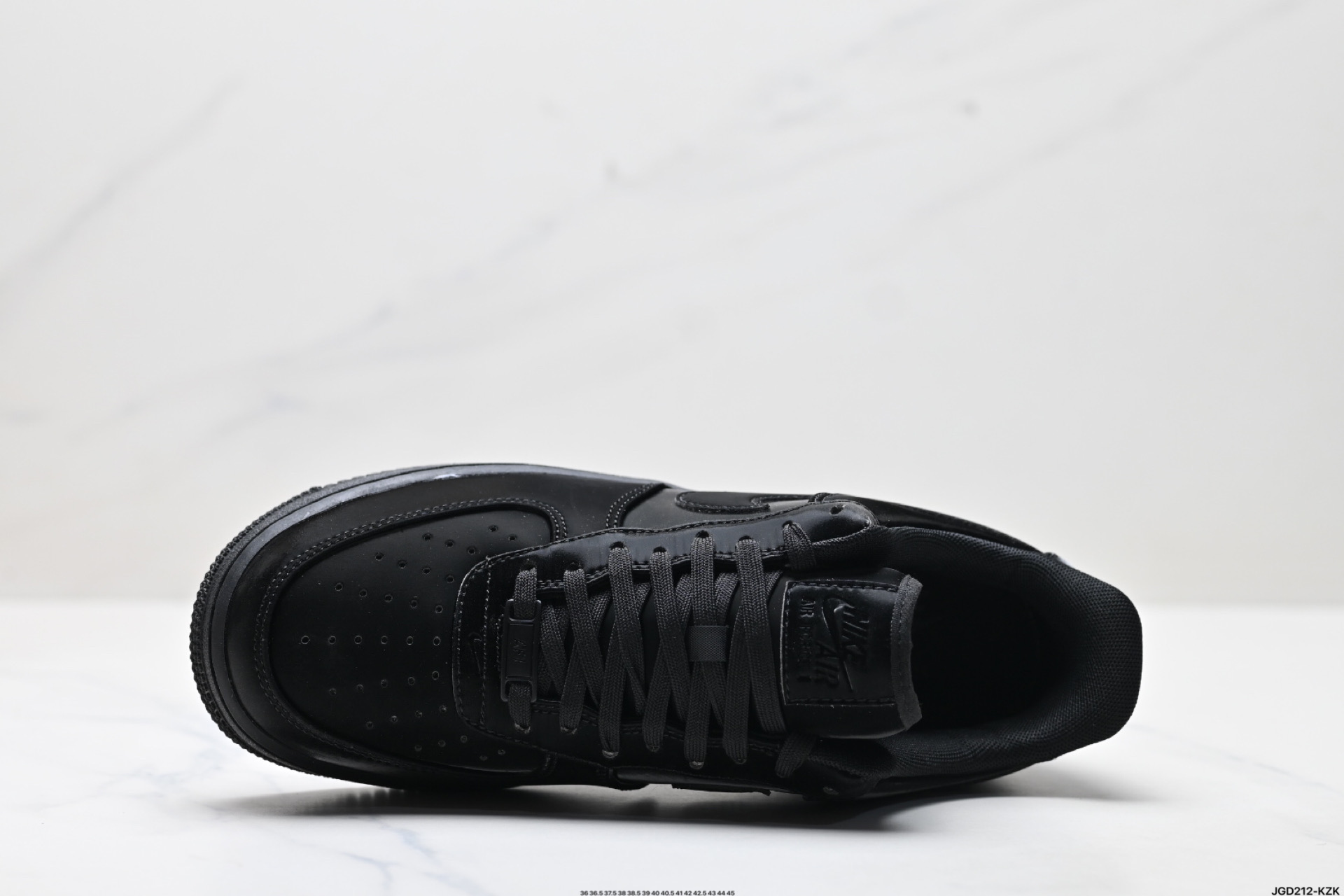 NIKE AIR FORCE 1‘07 HF9109-001