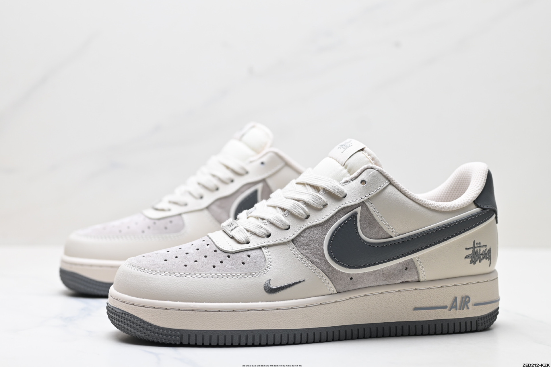 NIKE AIR FORCE 1‘07 LV8 XS3168-126