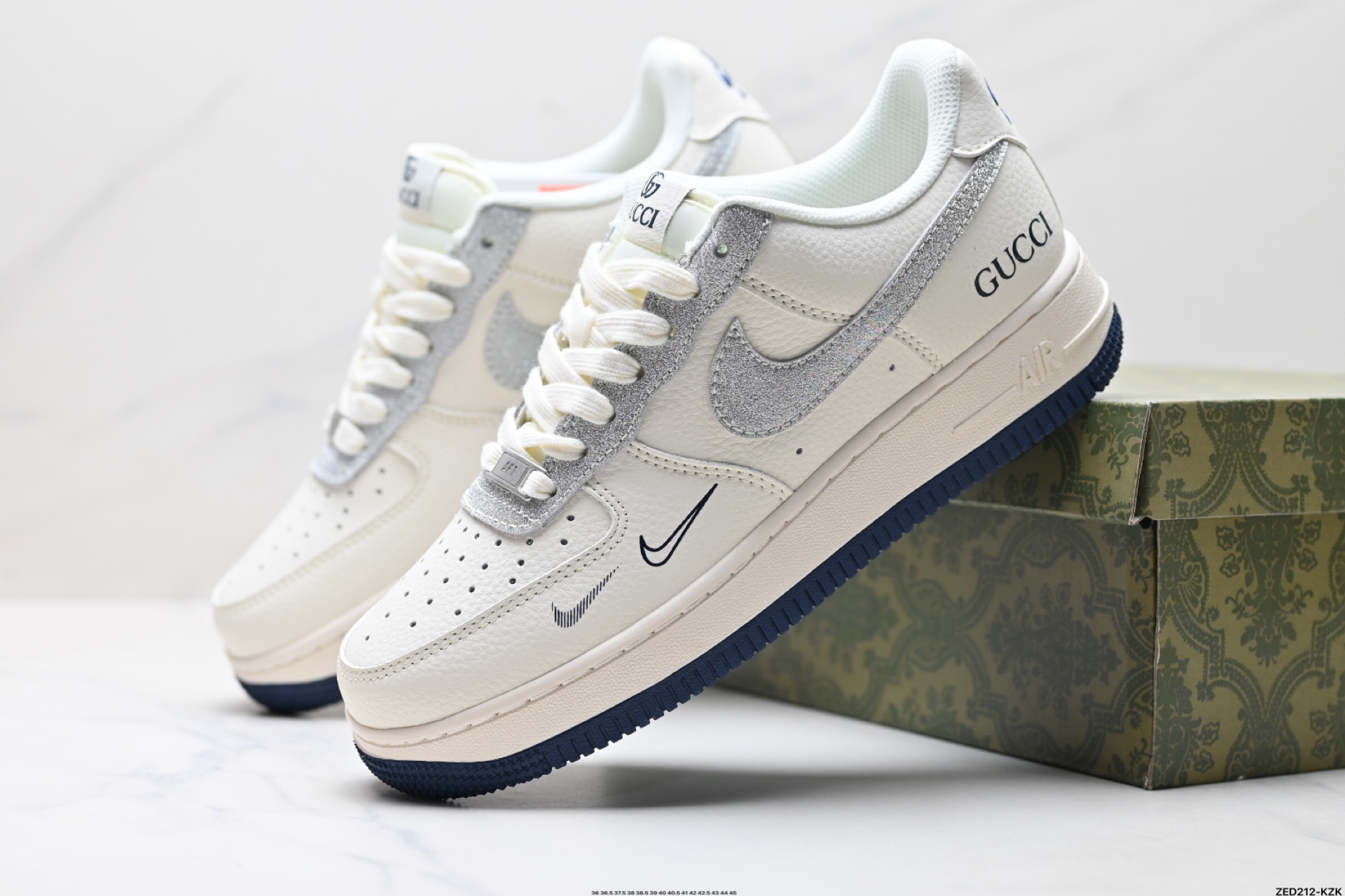 NIKE AIR FORCE 1‘07 LV8 XS1958-546