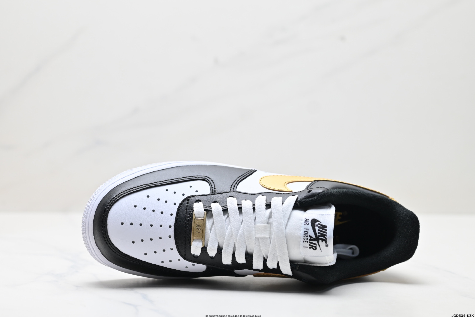 NIKE AIR FORCE 1‘07 CZ9189-001