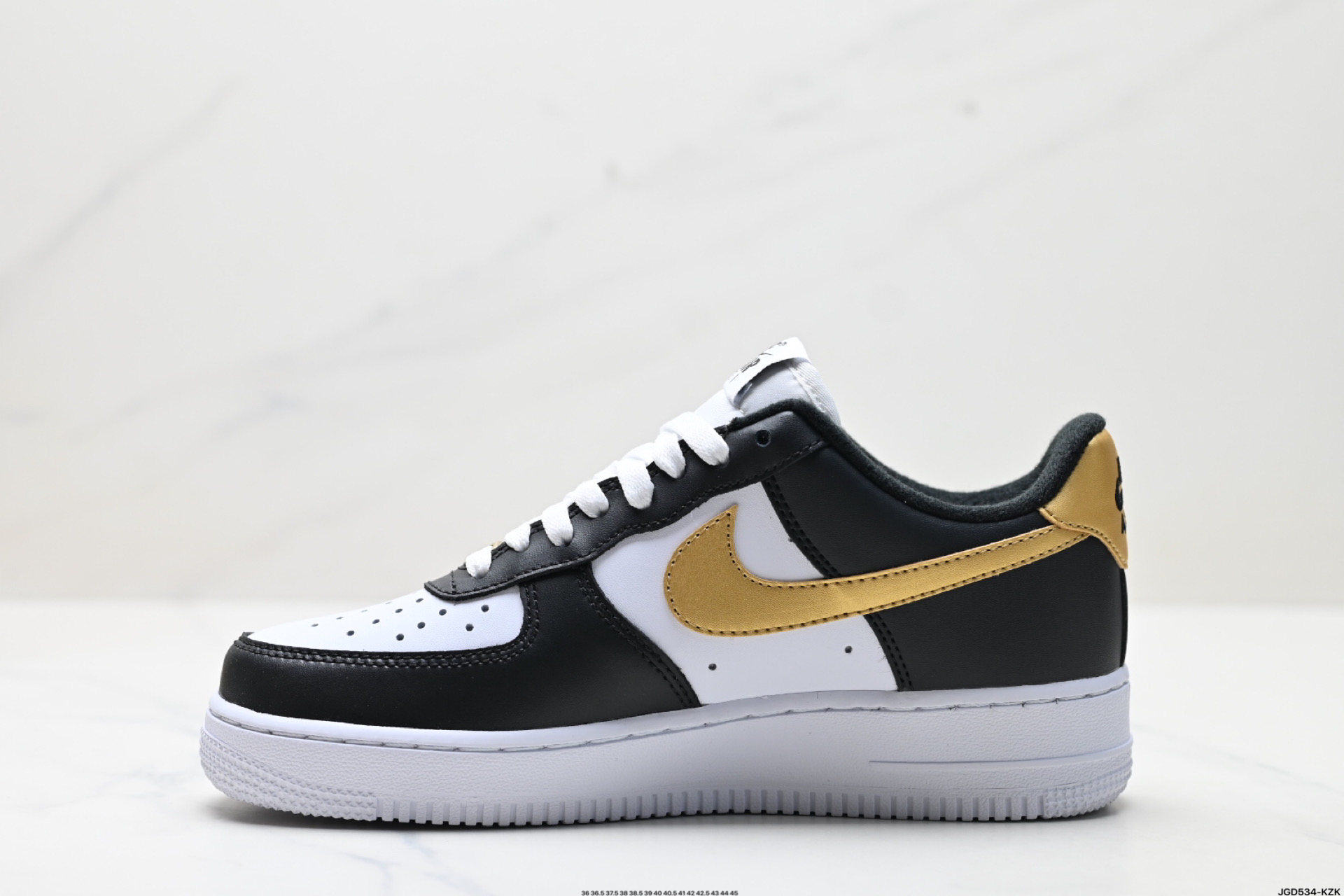 NIKE AIR FORCE 1‘07 CZ9189-001