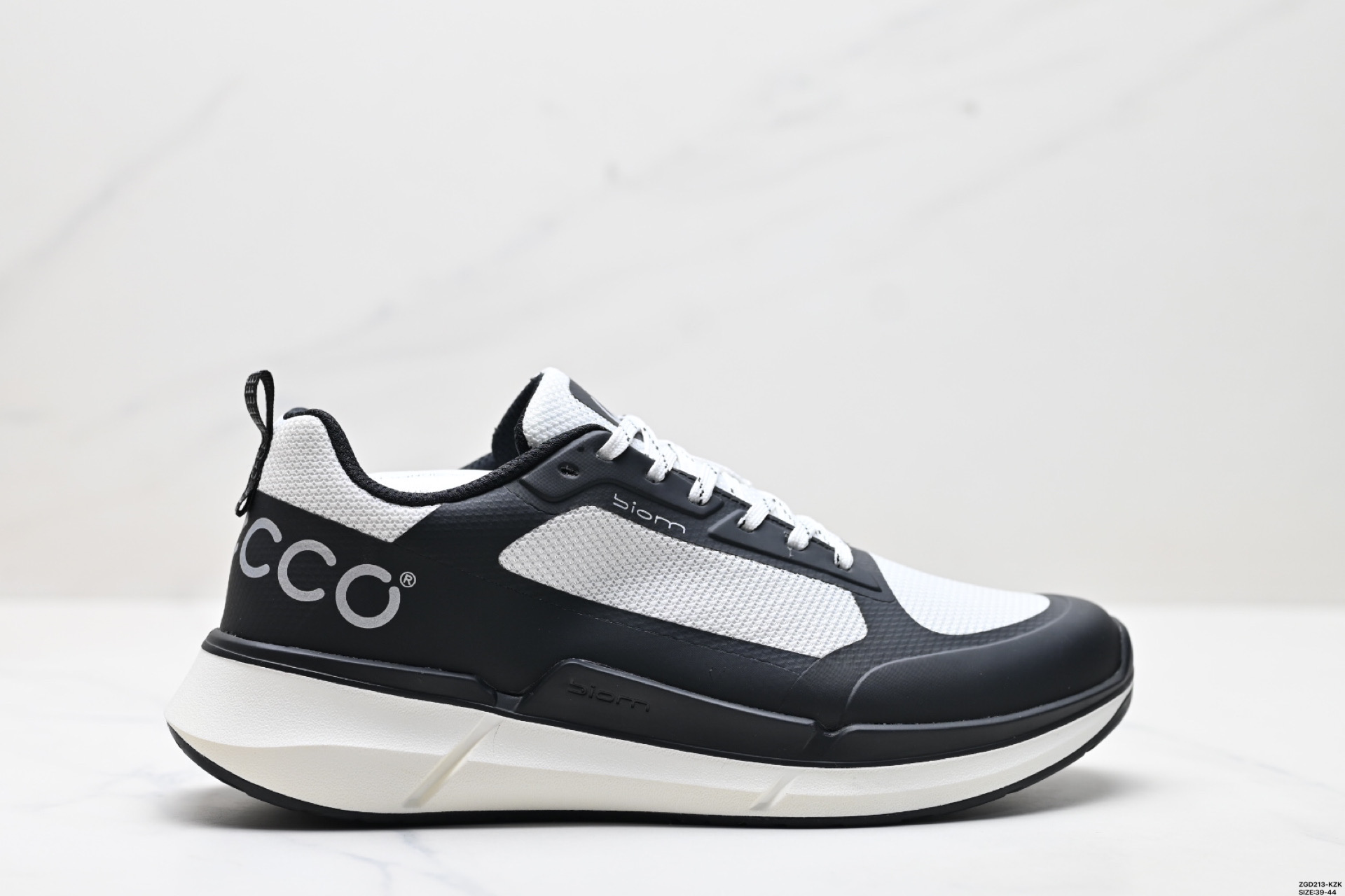 新品 ecco爱步Biom AEX 健步防水轻跑透气休闲鞋
