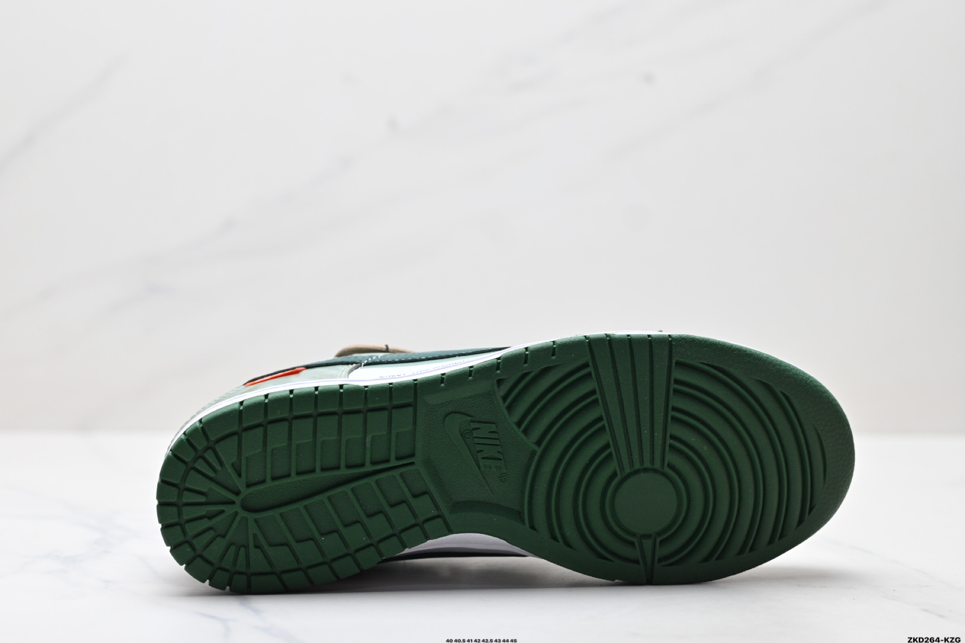 NK Dunk Low Retro “DIY高端定制” 低帮休闲运动板鞋 DD1391-101