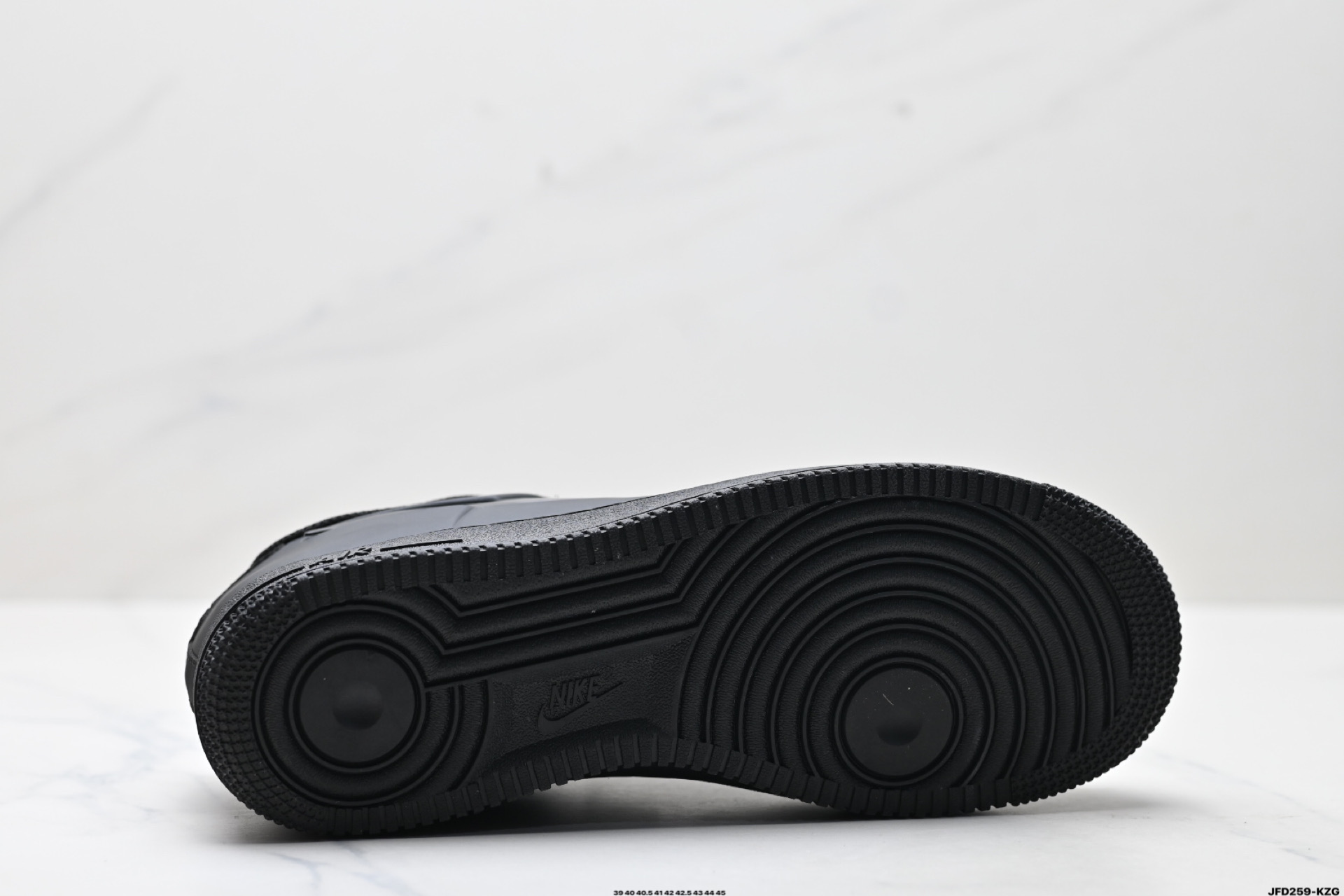 NIKE AIR FORCE 1‘07 POSITE FL MAX AJ3664-001