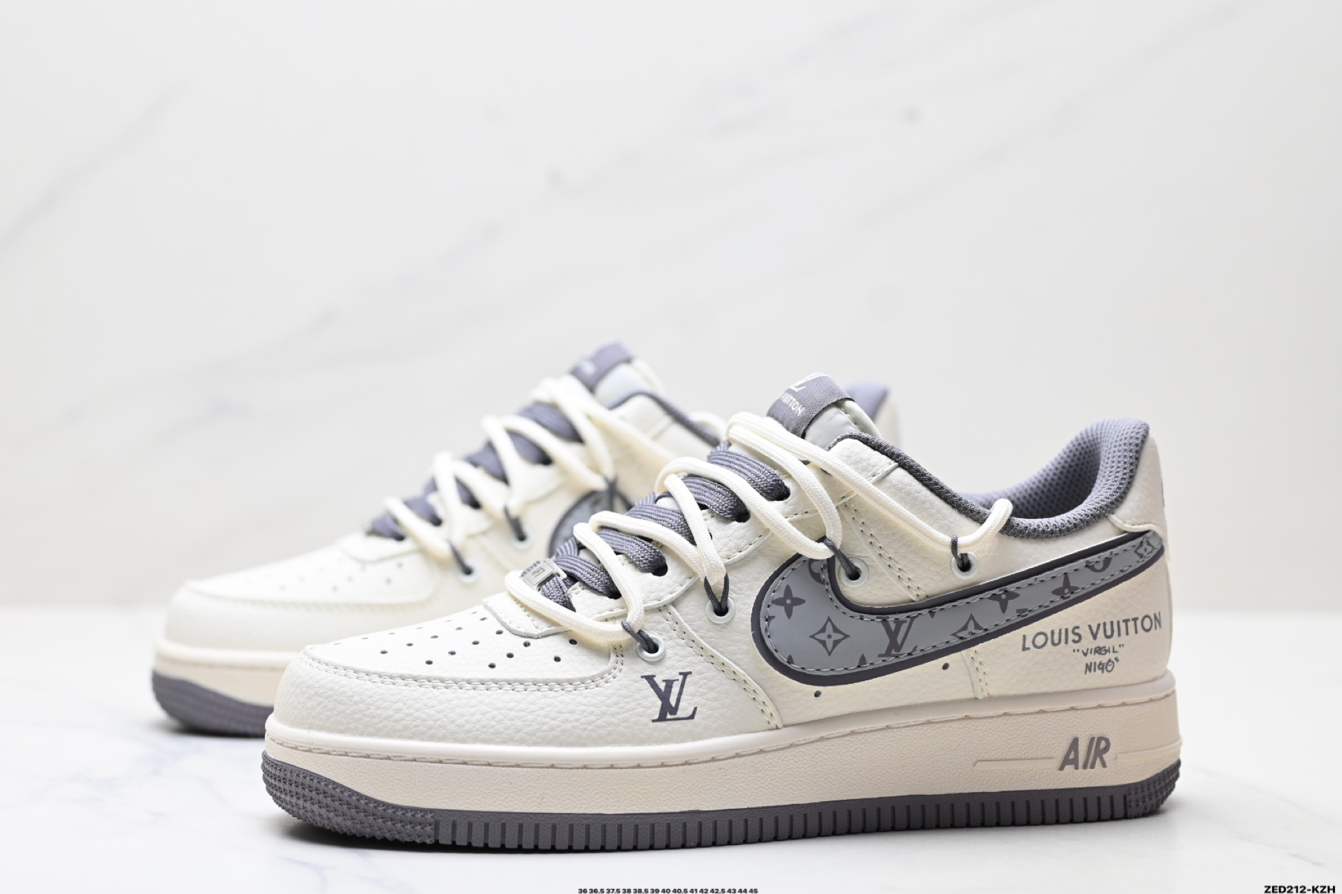 NIKE AIR FORCE 1‘07 LV8 DM6868-067