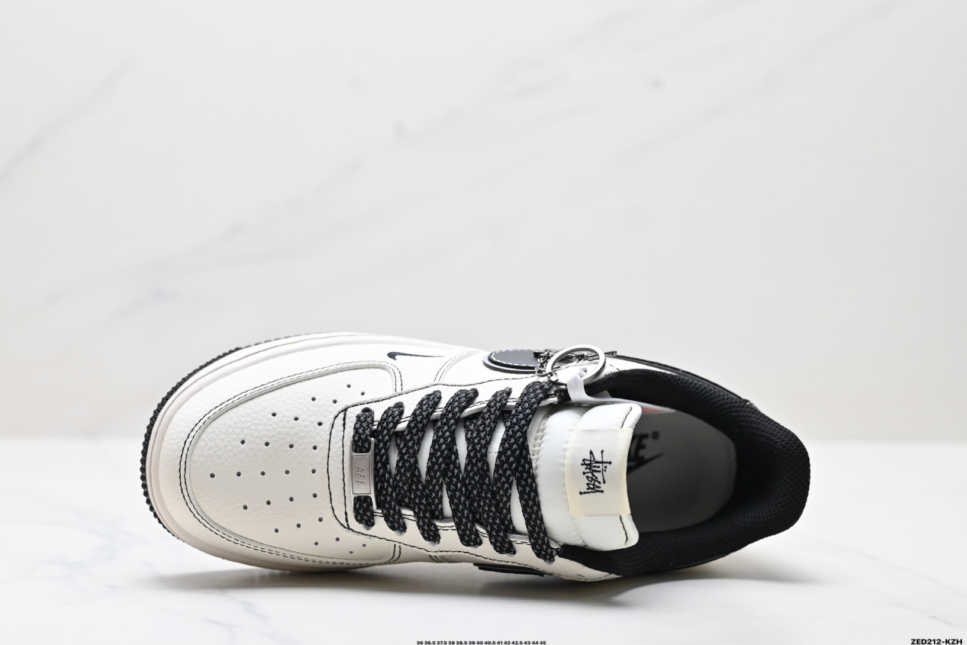 NIKE AIR FORCE 1‘07 LV8 HH7518-059