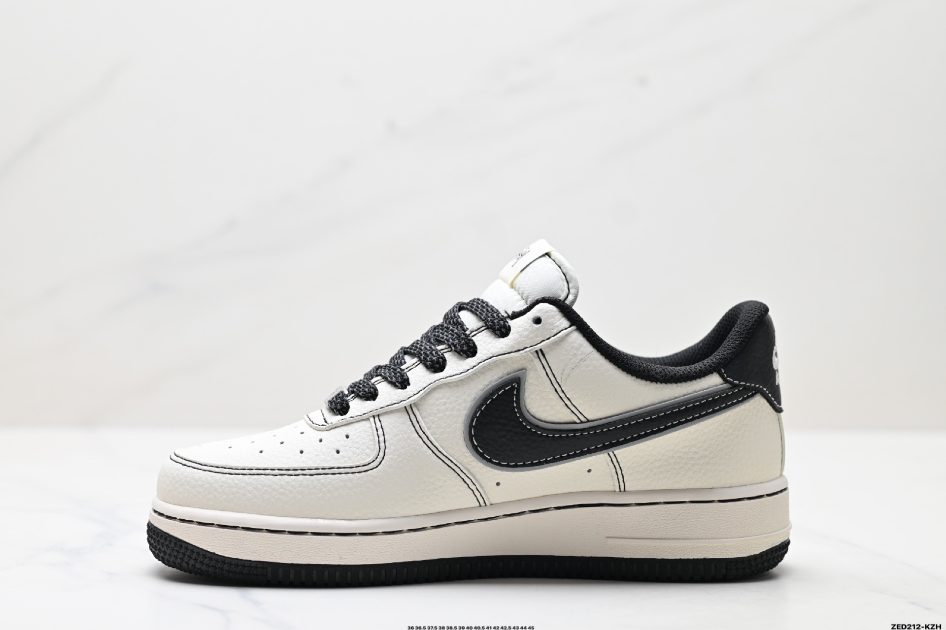 NIKE AIR FORCE 1‘07 LV8 HH7518-059
