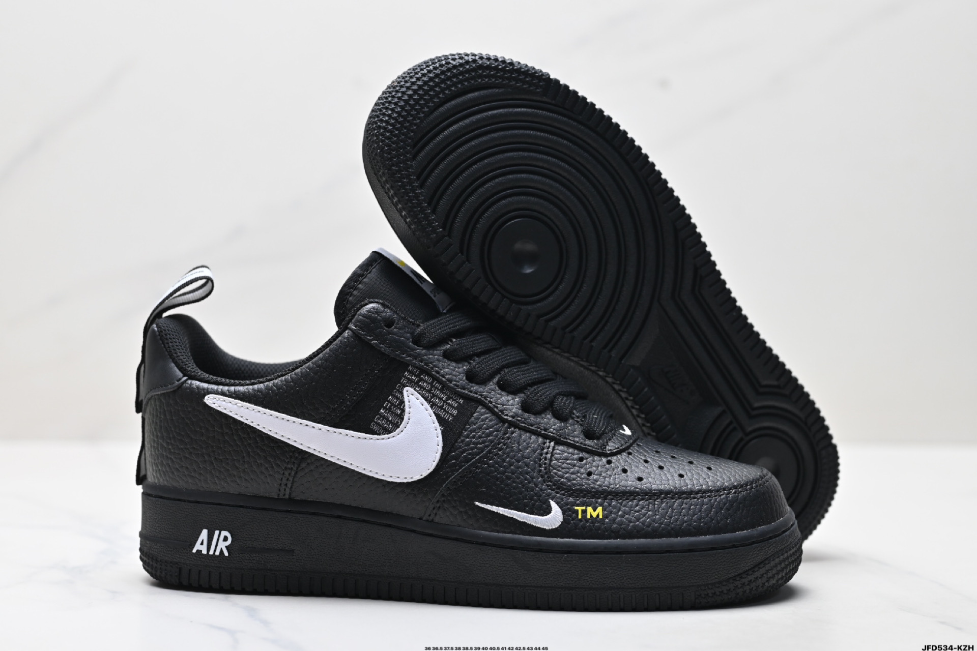 NIKE AIR FORCE 1‘07 AJ7747-001