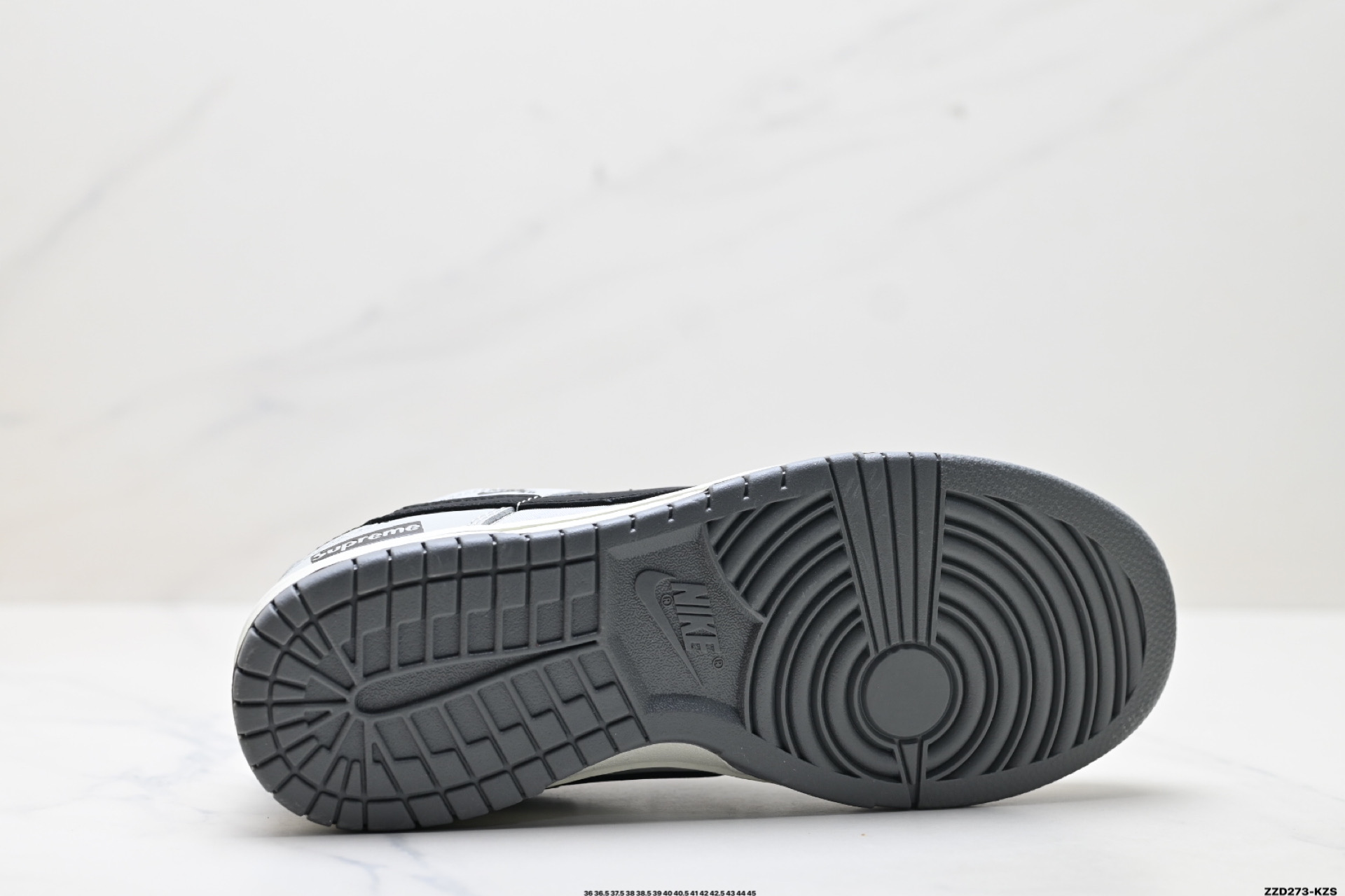 NK Dunk Low Retro “DIY高端定制” 低帮休闲运动板鞋 XY2026-151