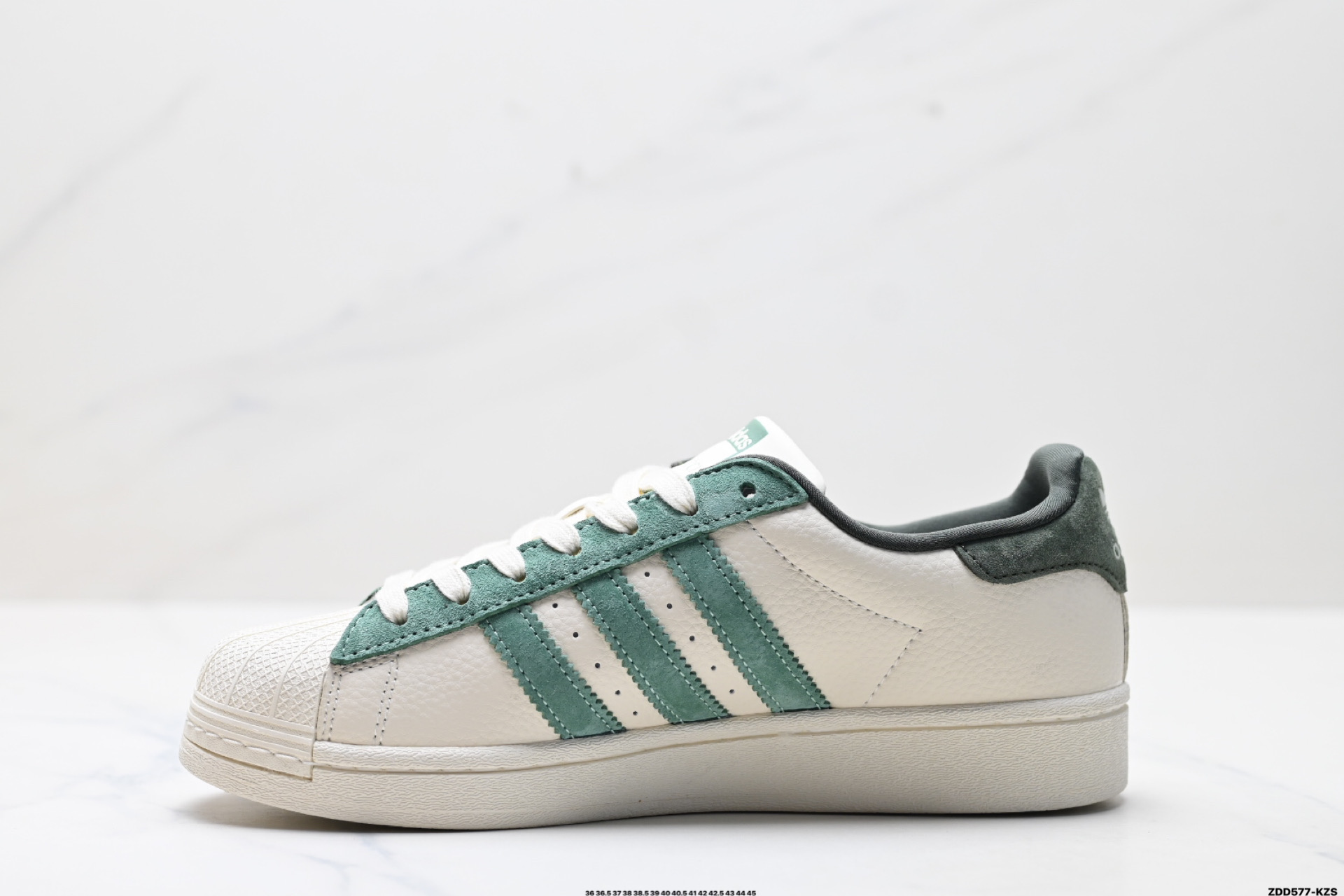 Adidas Originals Superstar 'DIY' Zapatillas Casuales Unisex - Edición Limitada 4 i1745770314349 2576 0 2