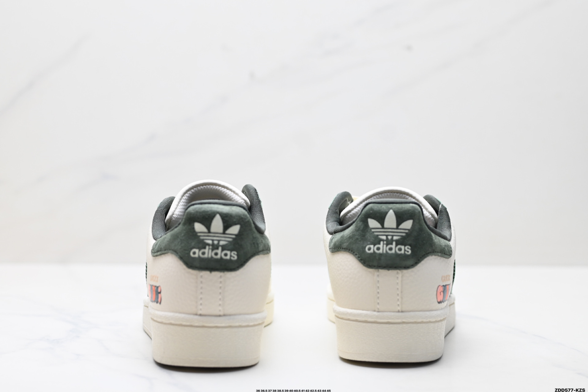 Adidas Originals Superstar 'DIY' Zapatillas Casuales Unisex - Edición Limitada 7 i1745770315992 8954 0 5