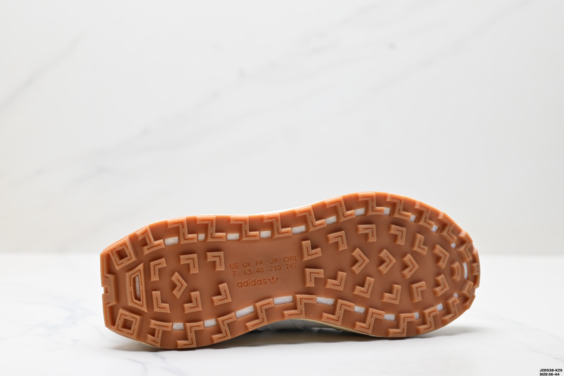 💰180
真标✅Adidas Retropy E5 W.R.P 阿迪达斯 三叶草新款运动休闲爆米花跑鞋
货号:HQ6886
尺码:36-44
ID:JZD538-KZS