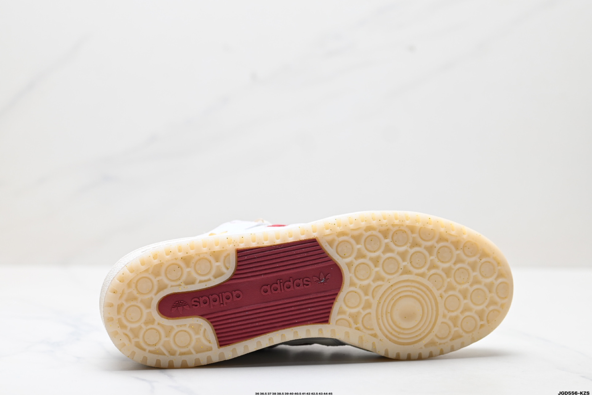 蛇年限定 Adidas Forum Low CL 阿迪达斯 低帮百搭潮流休闲运动板鞋 JP9999