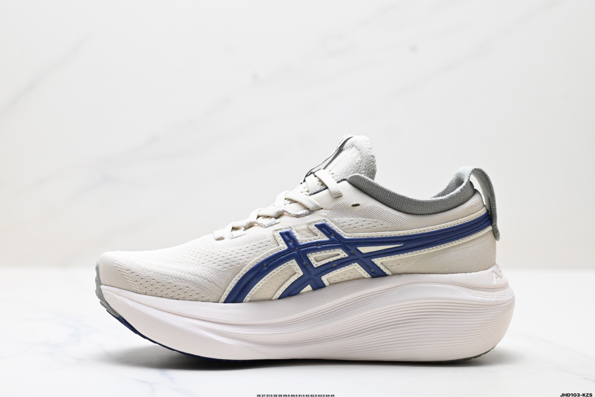 Asics Gel-Nimbus 27: Comodidad, amortiguación y estilo para correr y el día a día 4 i1745772577267 2597 0 2