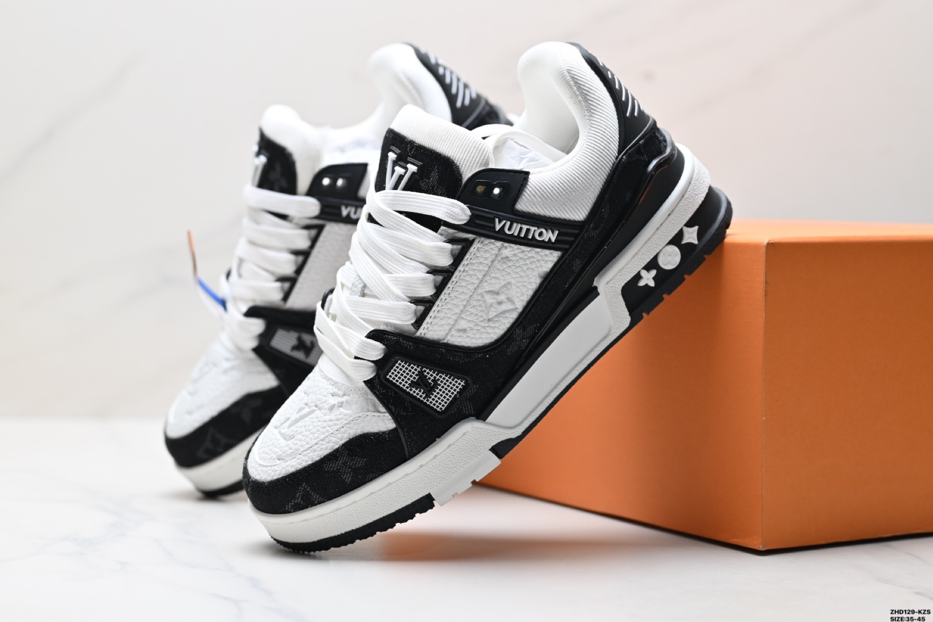 Louis vuitton Trainer Sneaker Low 路易威登 休闲运动文化百搭板鞋