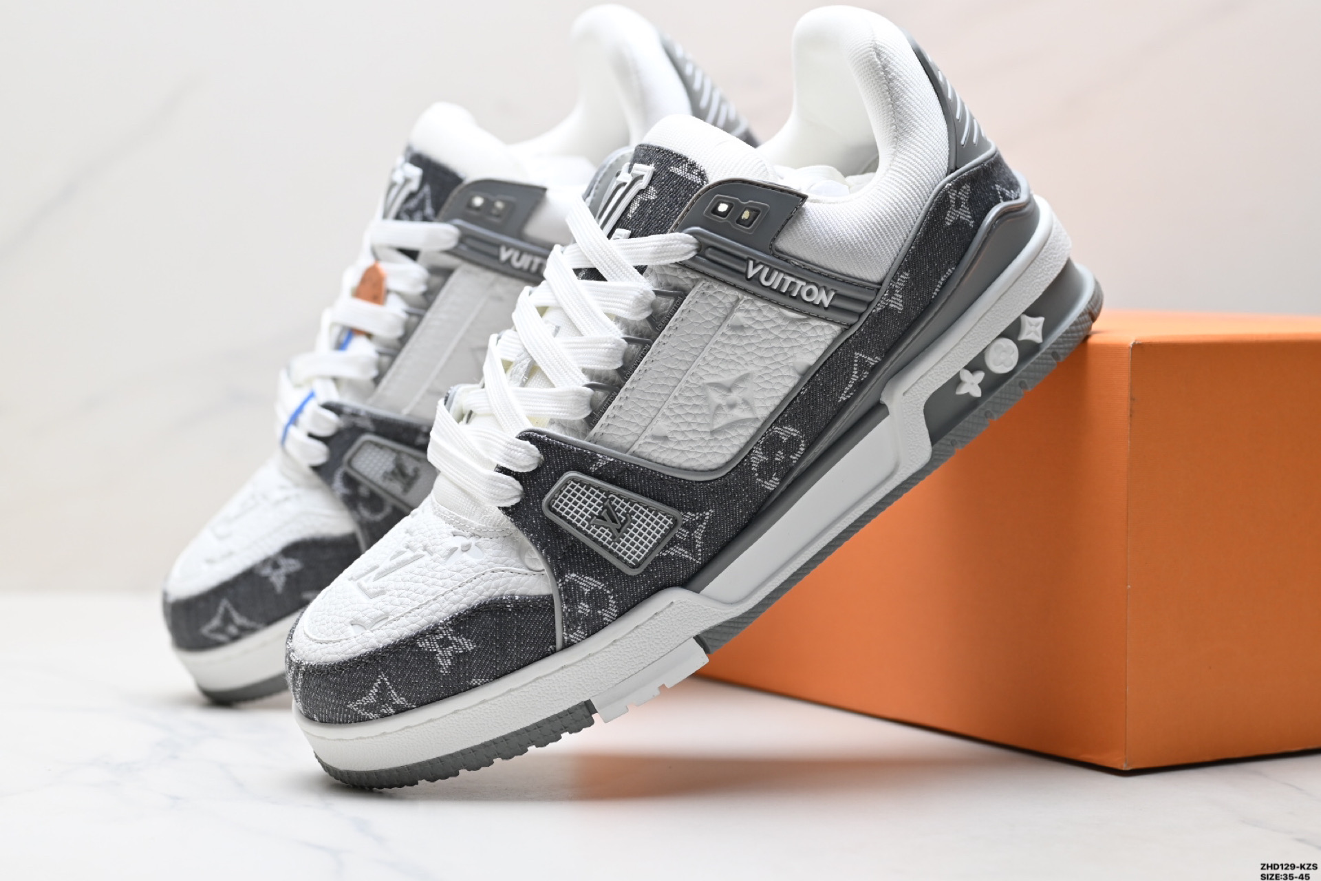 Louis vuitton Trainer Sneaker Low 路易威登 休闲运动文化百搭板鞋