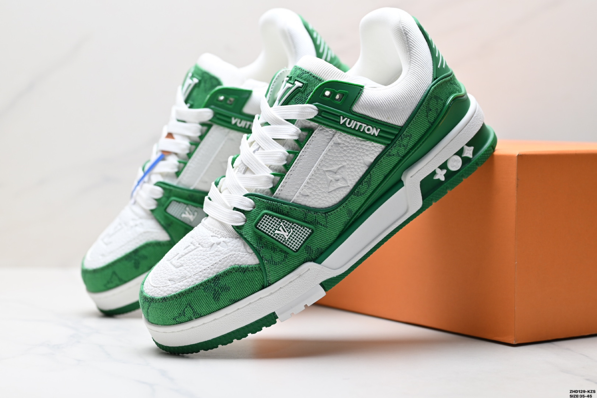 Louis vuitton Trainer Sneaker Low 路易威登 休闲运动文化百搭板鞋