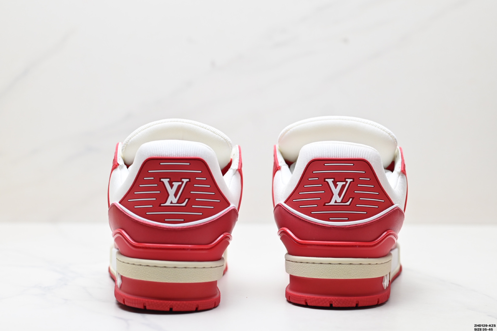 Louis vuitton Trainer Sneaker Low 路易威登 休闲运动文化百搭板鞋