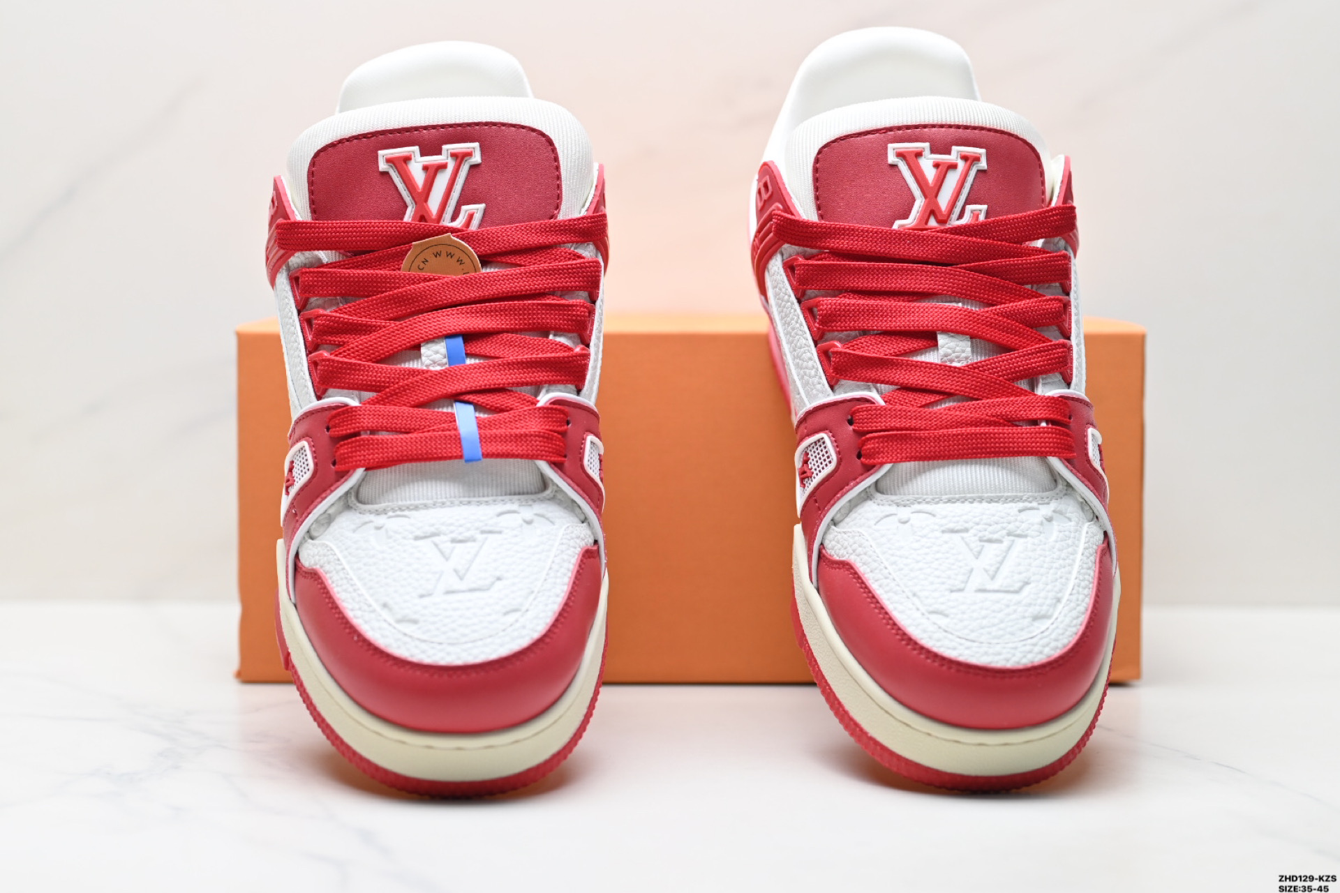 Louis vuitton Trainer Sneaker Low 路易威登 休闲运动文化百搭板鞋