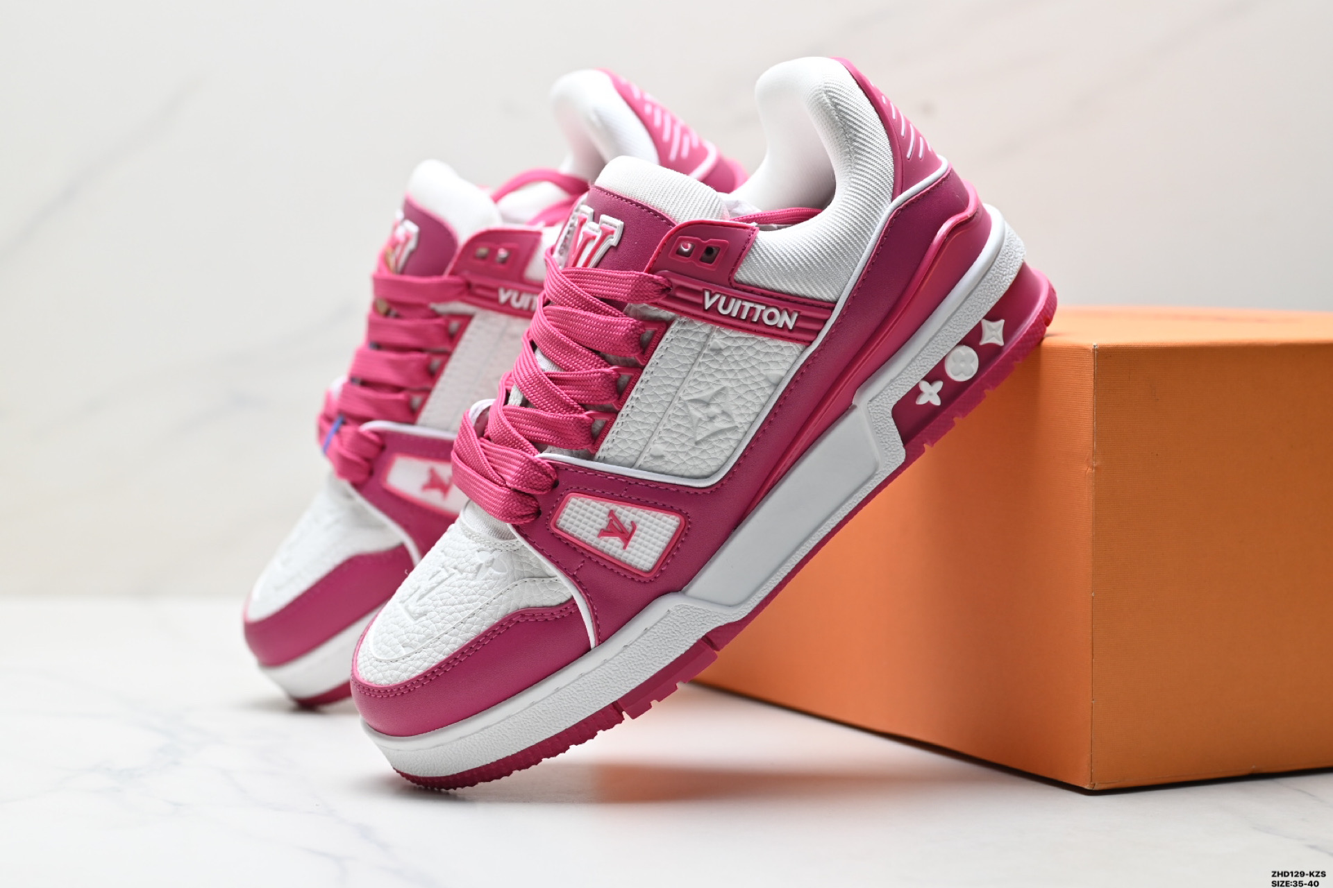 Louis vuitton Trainer Sneaker Low 路易威登 休闲运动文化百搭板鞋
