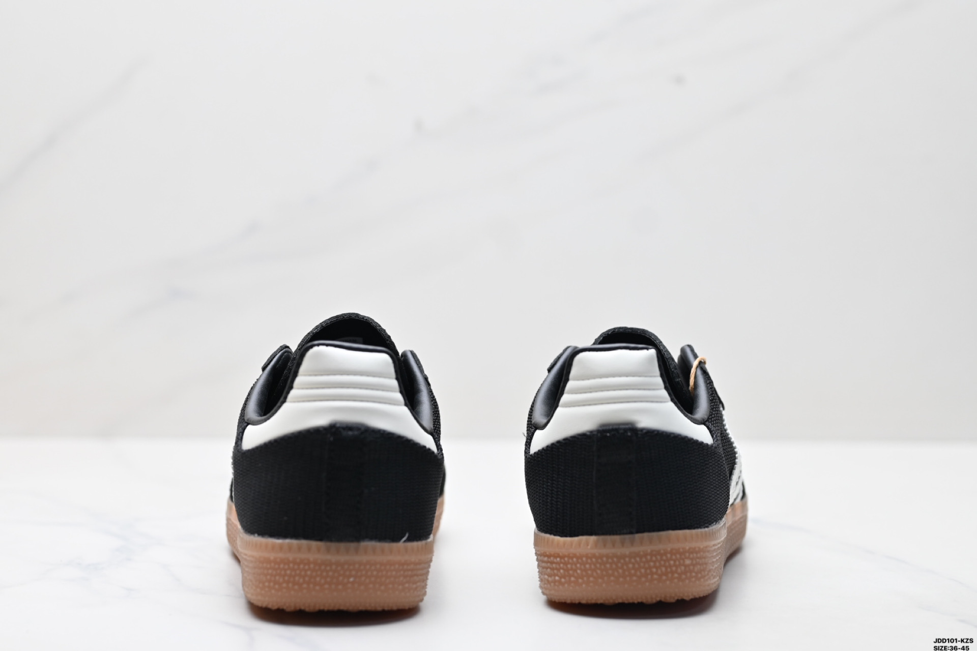 💰150
真标✅阿迪达斯三叶草Adidas Originals Samba OG 桑巴舞系列绅士德训足球风百搭低帮休闲运动板鞋
货号:JQ5141
尺码:36 36.5 37 38 38.5 39 40 40.5 41 42 42.5 43 44 45
ID:JDD101-KZS