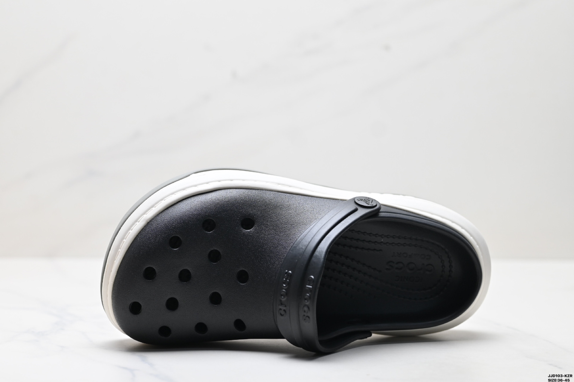 Crocs 卡骆驰 Crocsband Full Force 圆头套脚 洞洞鞋 灵感来自于传统板鞋