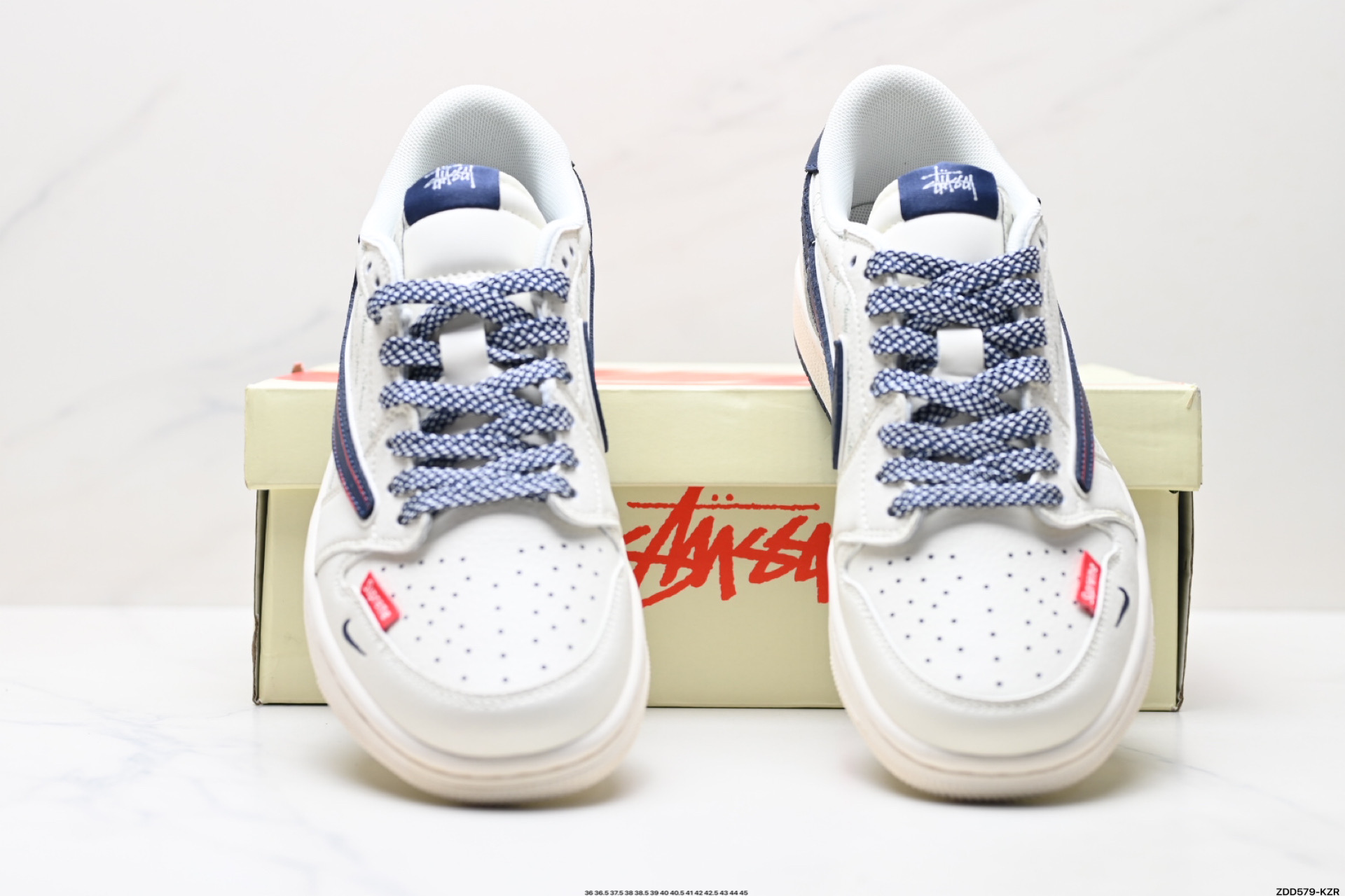 💰250
公司级✅AJ1倒勾Travis Scott x Air Jordan 1 ” Reverse Mocha “ AJ1乔1 TS 闪电 联名倒钩 低帮文化篮球鞋 完美品质出货 细节如图所示  鞋面切割工整  冲孔整齐干净 中底拉帮线 整体清洁度非常好
货号:HD2258-007
尺码:36 36.5 37.5 38 38.5 39 40 40.5 41 42 42.5 43 44 45
ID:ZDD579-KZR