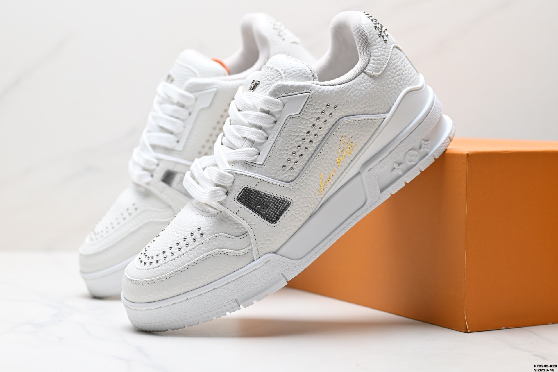 Louis Vuitton Trainer Sneaker Low 路易威登 低帮板鞋