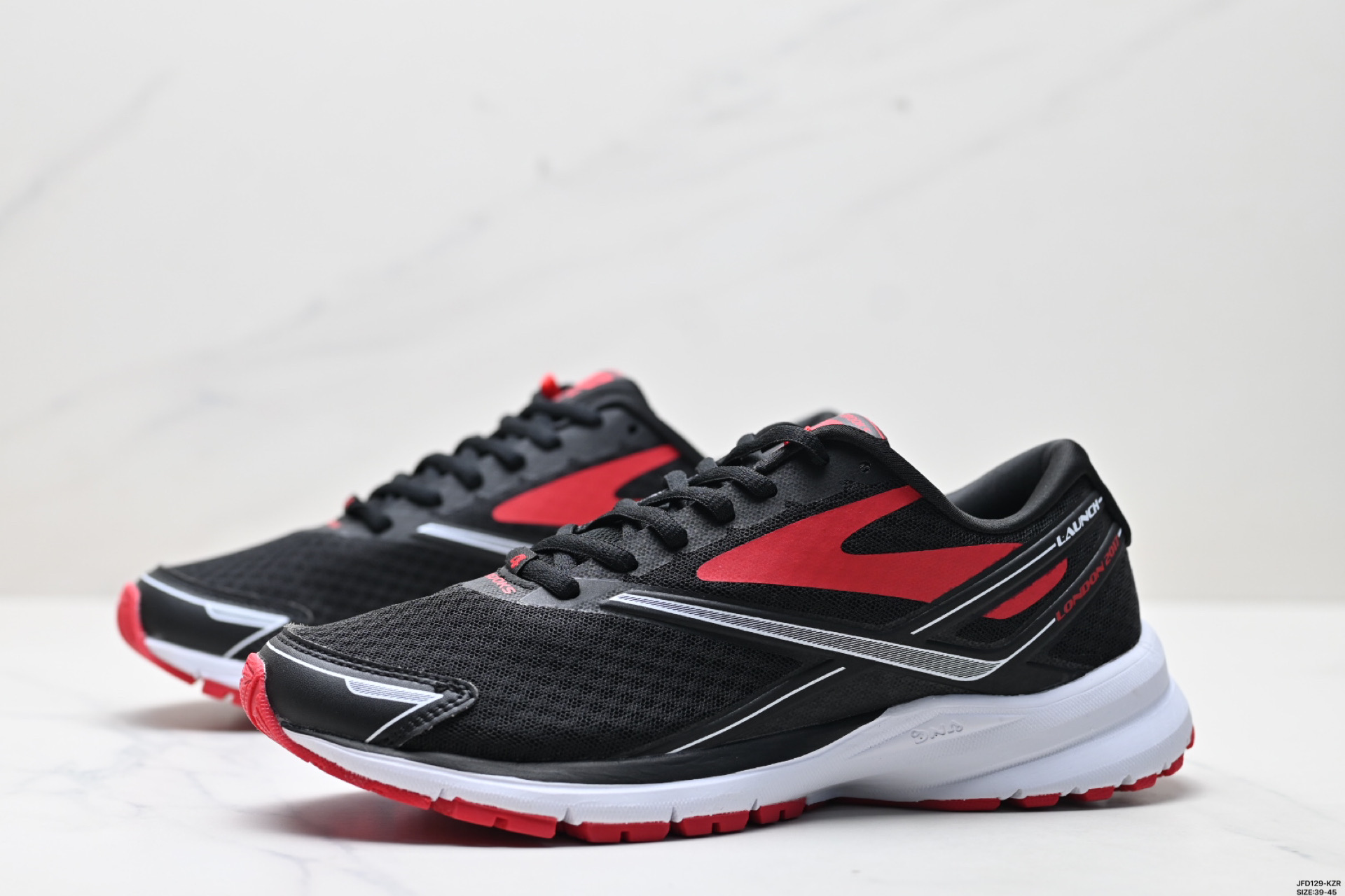 💰210
公司级✅Brooks布鲁克斯 Glycerin 19跑鞋男子缓震马拉松氮气慢跑鞋
货号:12023418430
尺码:39-45
ID:JFD129-KZR
