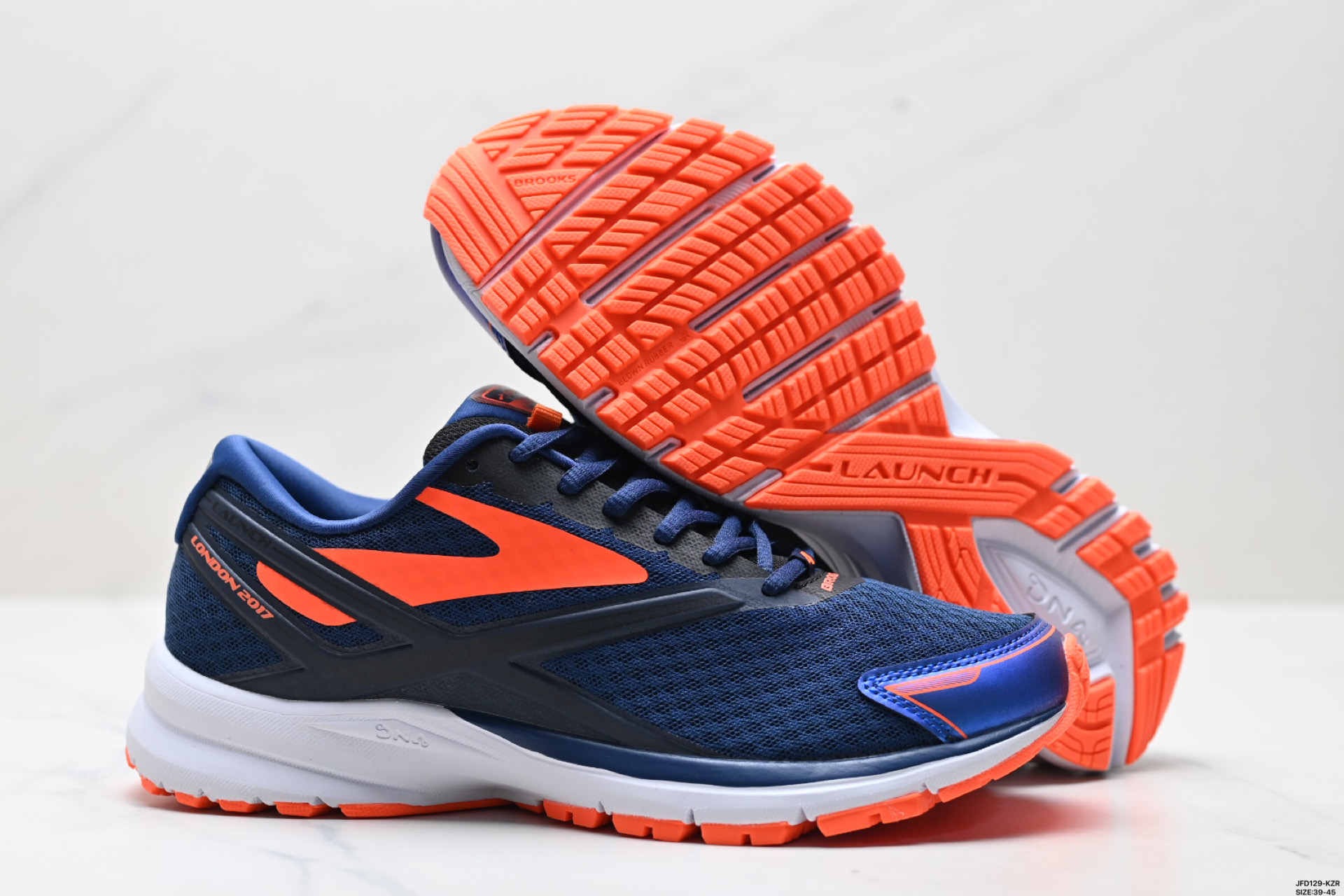 💰210
公司级✅Brooks布鲁克斯 Glycerin 19跑鞋男子缓震马拉松氮气慢跑鞋
货号:12023418430
尺码:39-45
ID:JFD129-KZR