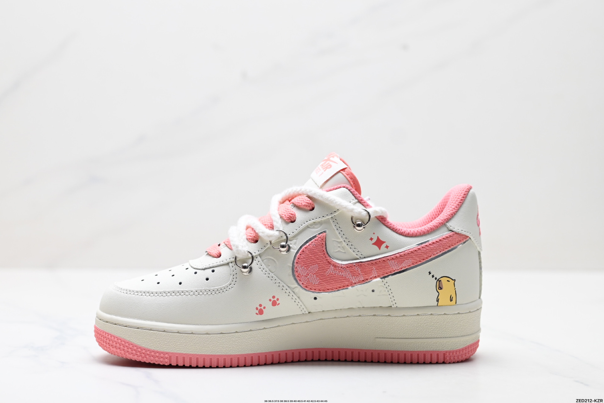 NIKE AIR FORCE 1‘07 LV8 LV0506-880