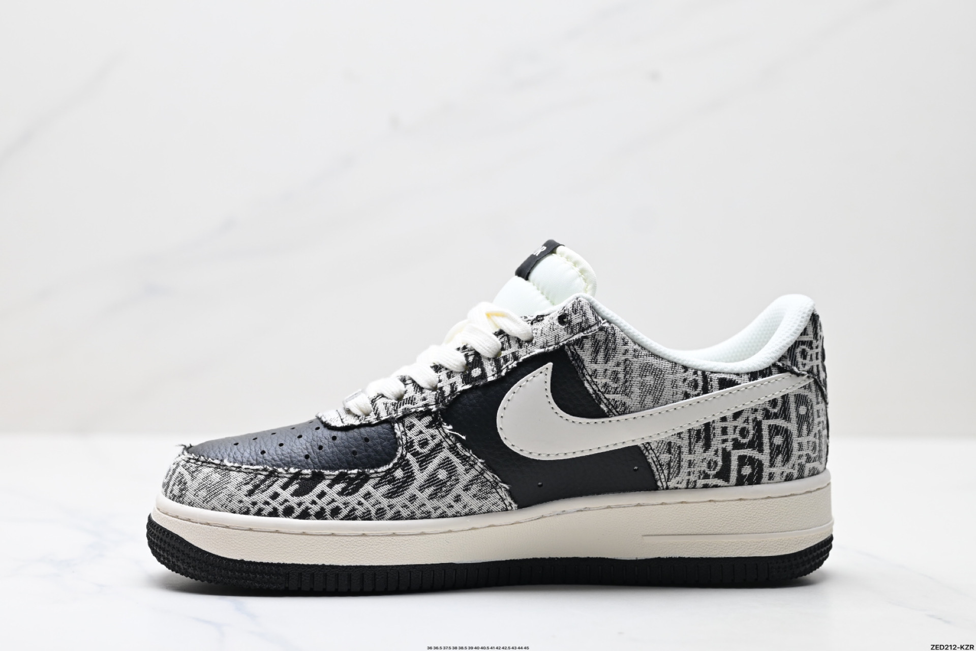 NIKE AIR FORCE 1‘07 LV8 XS1958-581