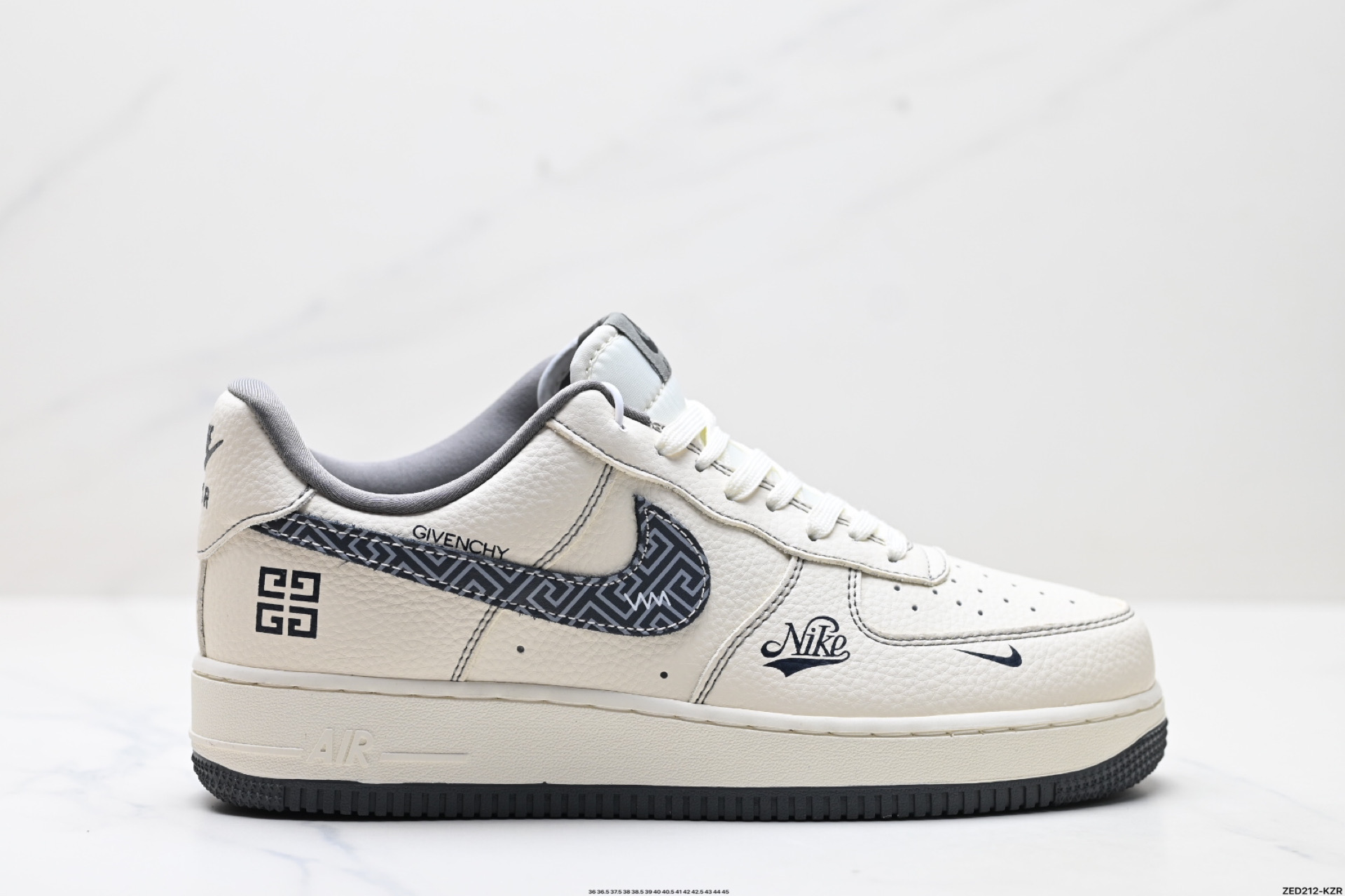 NIKE AIR FORCE 1‘07 LV8 DF0188-057