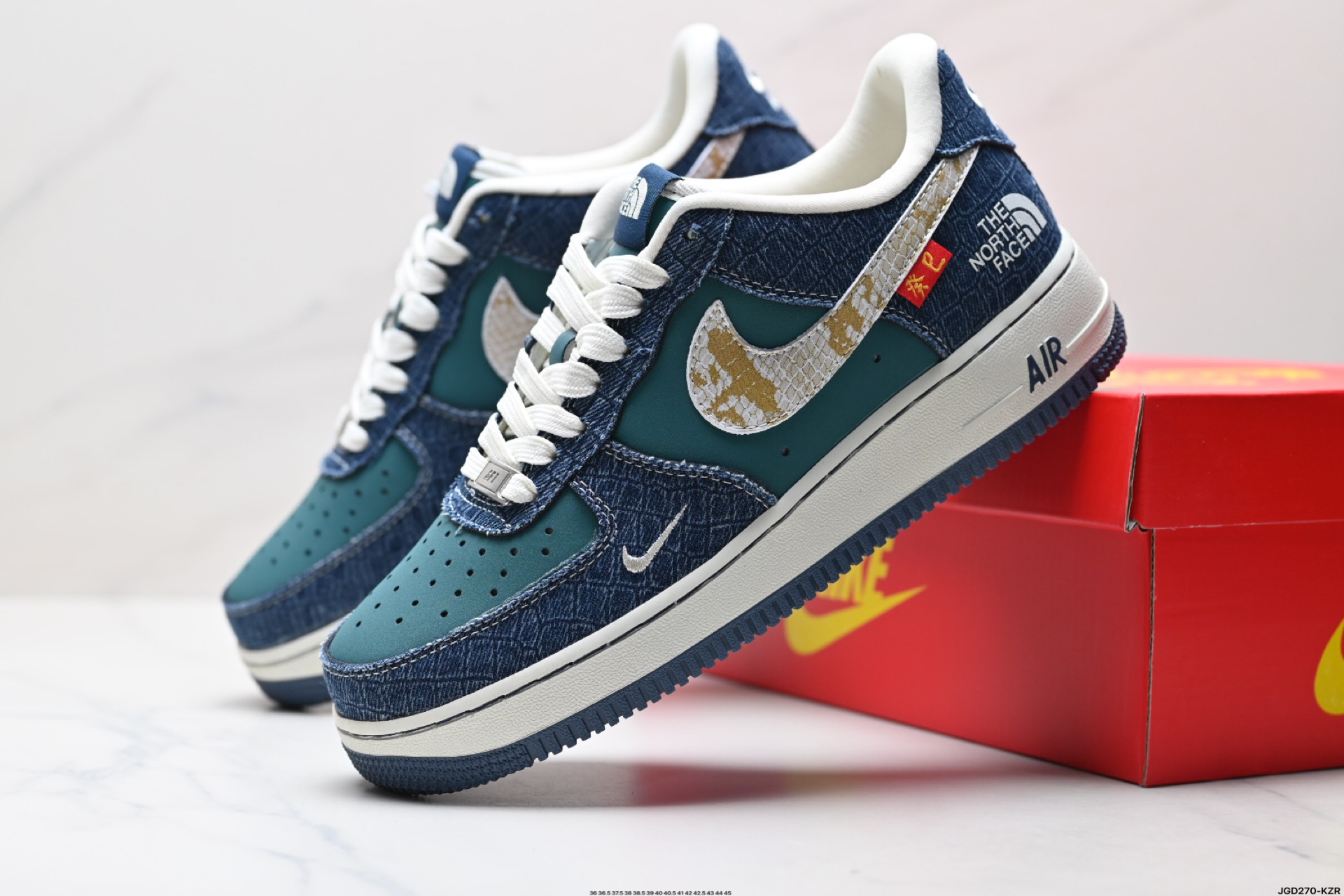 NIKE AIR FORCE 1‘07 LV8 CH6336-526