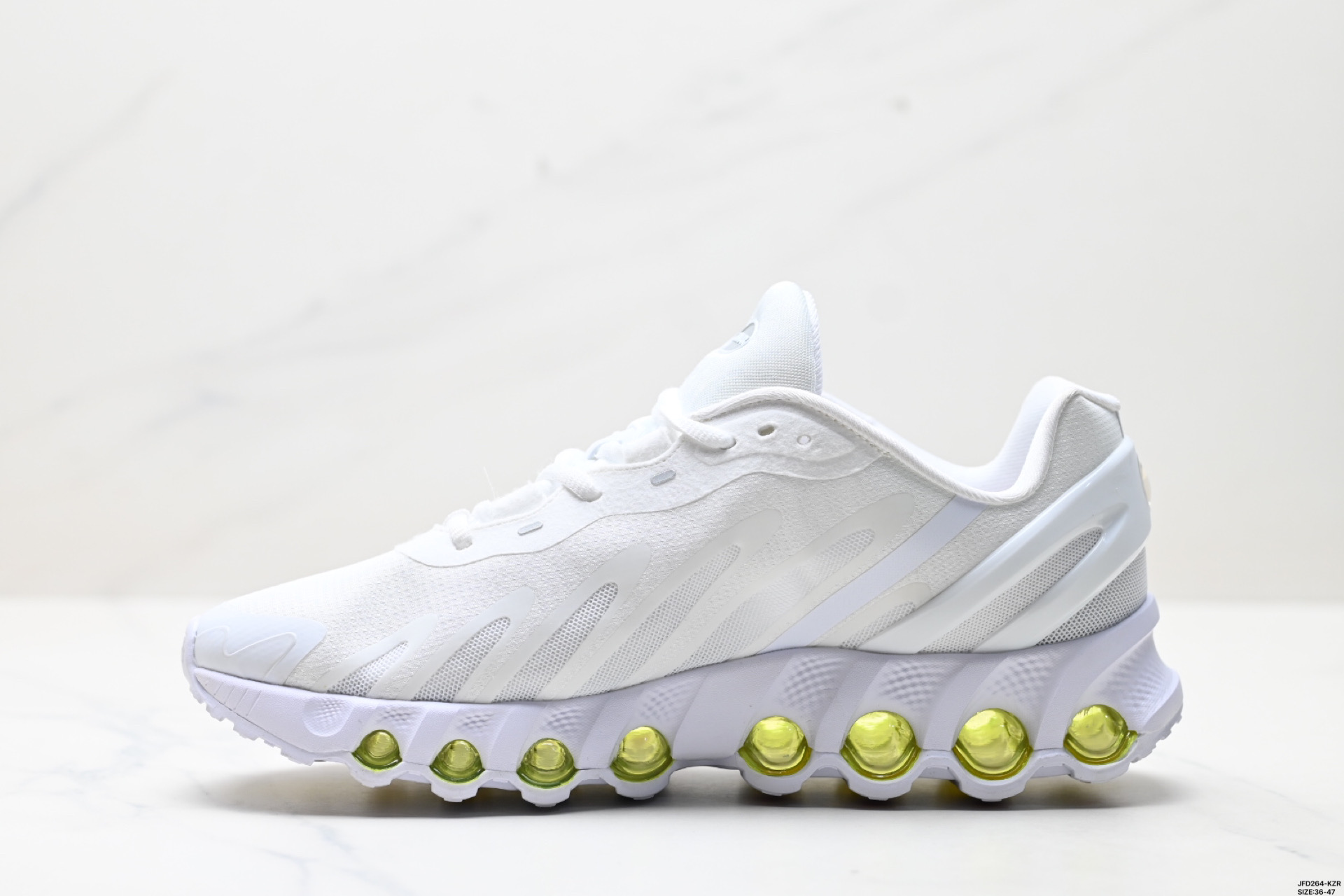 Nike Air Max DN: Comodidad y Estilo Innovador en Cada Paso 4 i1745861939686 1107 0 2