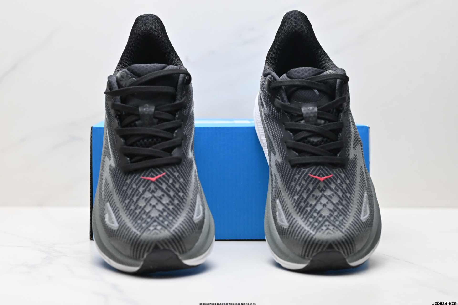 Hoka Clifton 9: Rendimiento y Comodidad en Cada Paso, ¡Descubre el Nuevo Color! 8 i1745862500798 1326 0 6