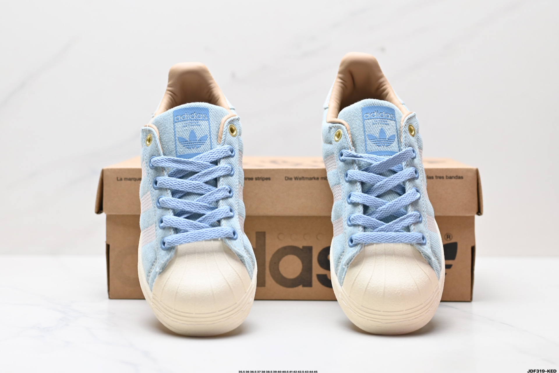 💰145
真标✅贝壳头阿迪达斯Adidas三叶草 Originals Superstar Ayoon 贝壳头系列低帮经典百搭休闲运动板鞋
货号:JH5589
尺码:35.5 36 36.5 37 38 38.5 39 40 40.5 41 42 42.5 43 44 45
ID:JDF319-KED
