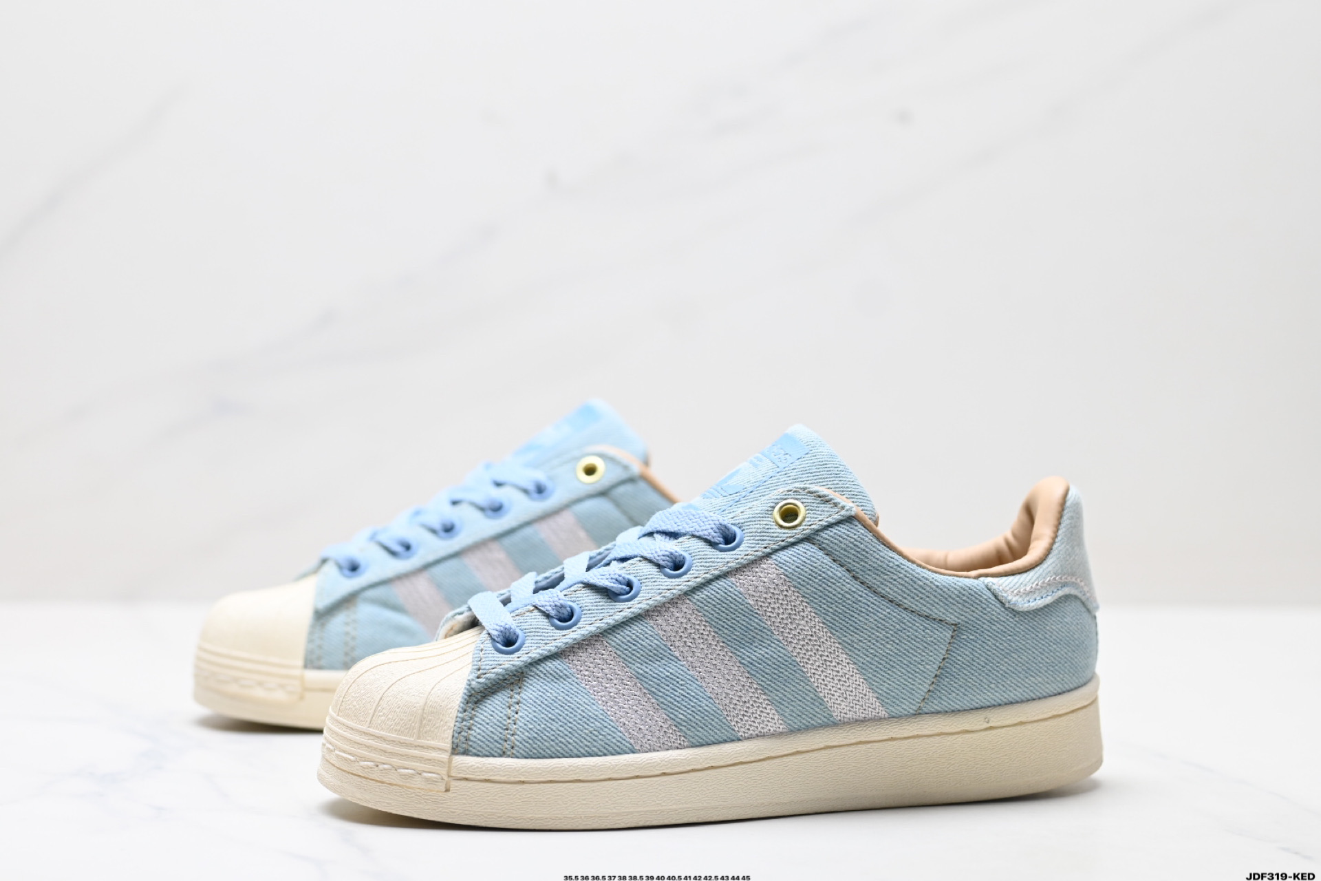 💰145
真标✅贝壳头阿迪达斯Adidas三叶草 Originals Superstar Ayoon 贝壳头系列低帮经典百搭休闲运动板鞋
货号:JH5589
尺码:35.5 36 36.5 37 38 38.5 39 40 40.5 41 42 42.5 43 44 45
ID:JDF319-KED