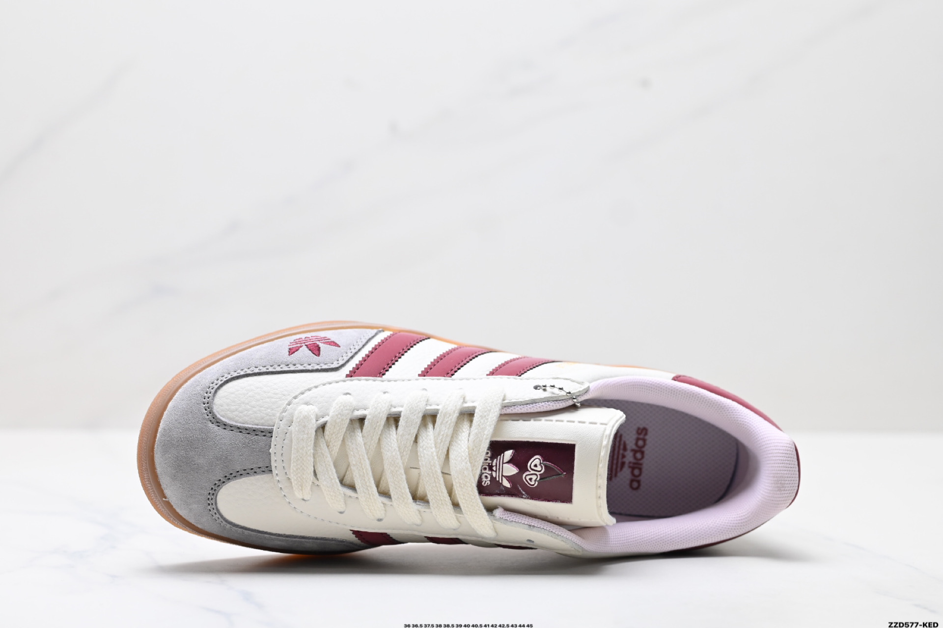 Adidas Originals Gazelle indoor 桑巴舞系列 阿迪达斯 三叶草绅士德训足低帮休闲运动板鞋 DM1234-006