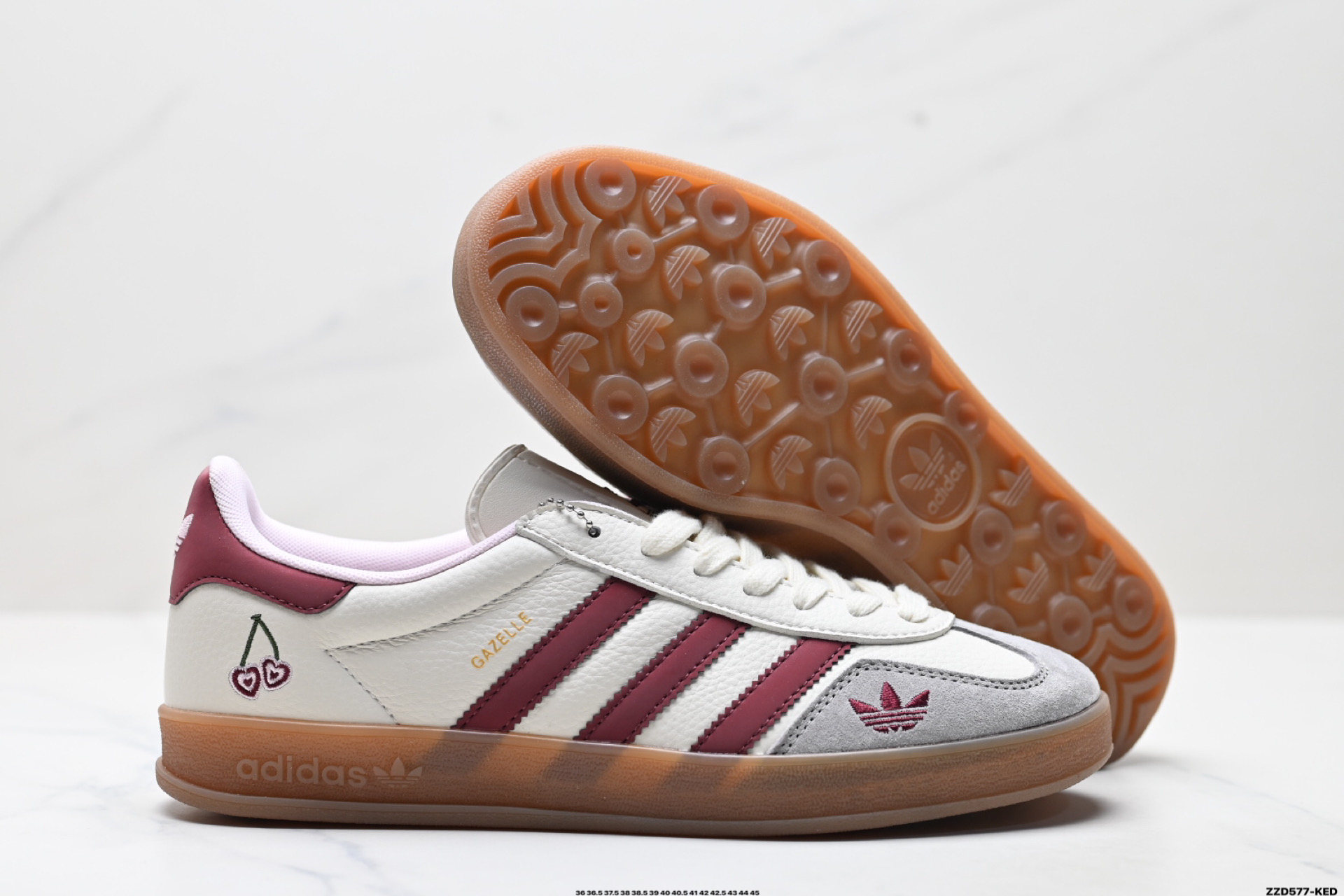 Adidas Originals Gazelle indoor 桑巴舞系列 阿迪达斯 三叶草绅士德训足低帮休闲运动板鞋 DM1234-006