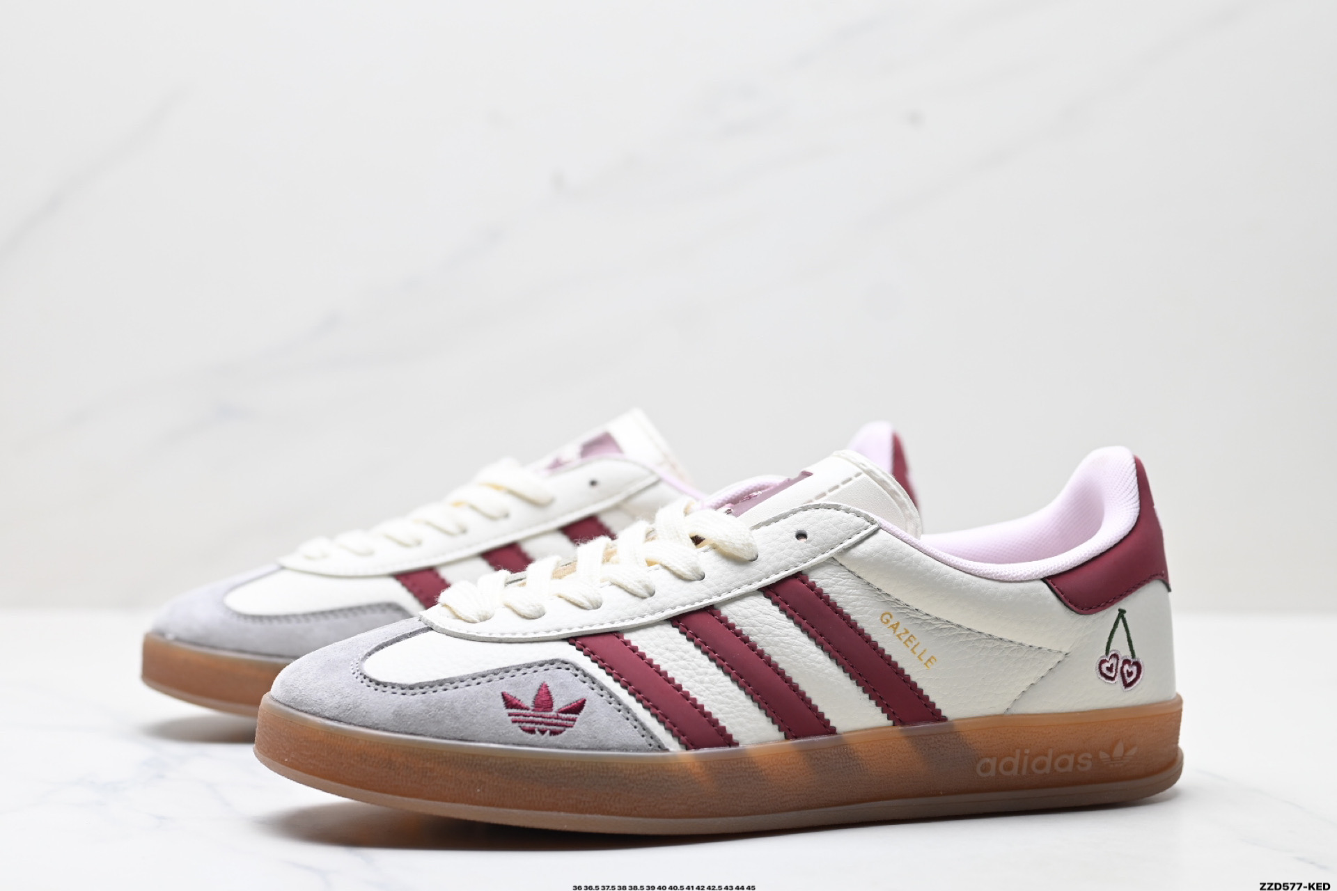 Adidas Originals Gazelle indoor 桑巴舞系列 阿迪达斯 三叶草绅士德训足低帮休闲运动板鞋 DM1234-006