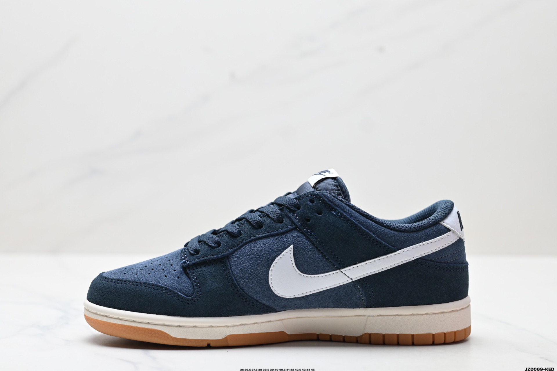 Nike Dunk Low Retro Premium: Navy Blue & White Skateboarding Shoes 4 i1745944718727 1924 0 2